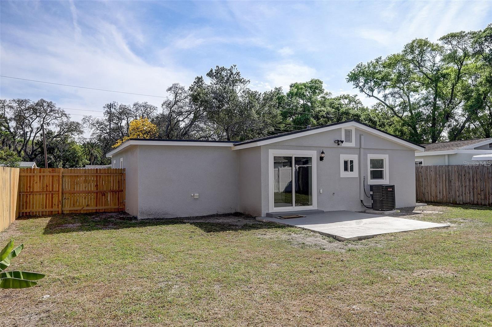 Image 12 of 12 For 2422 Ramona Circle
