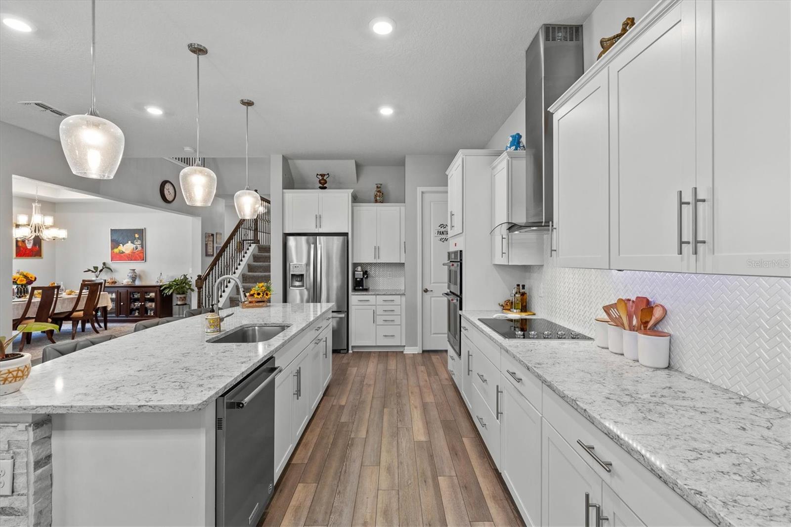 Image 17 of 71 For 19270 Briarbrook Drive