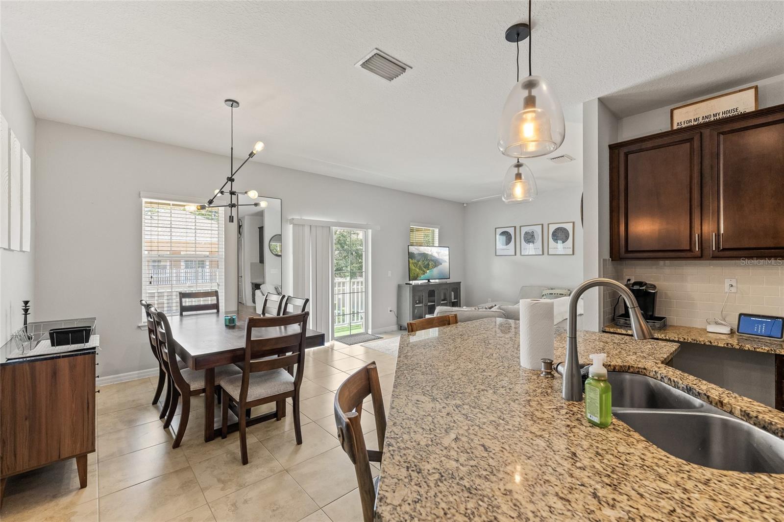 Image 5 of 19 For 7001 Interbay Boulevard 346