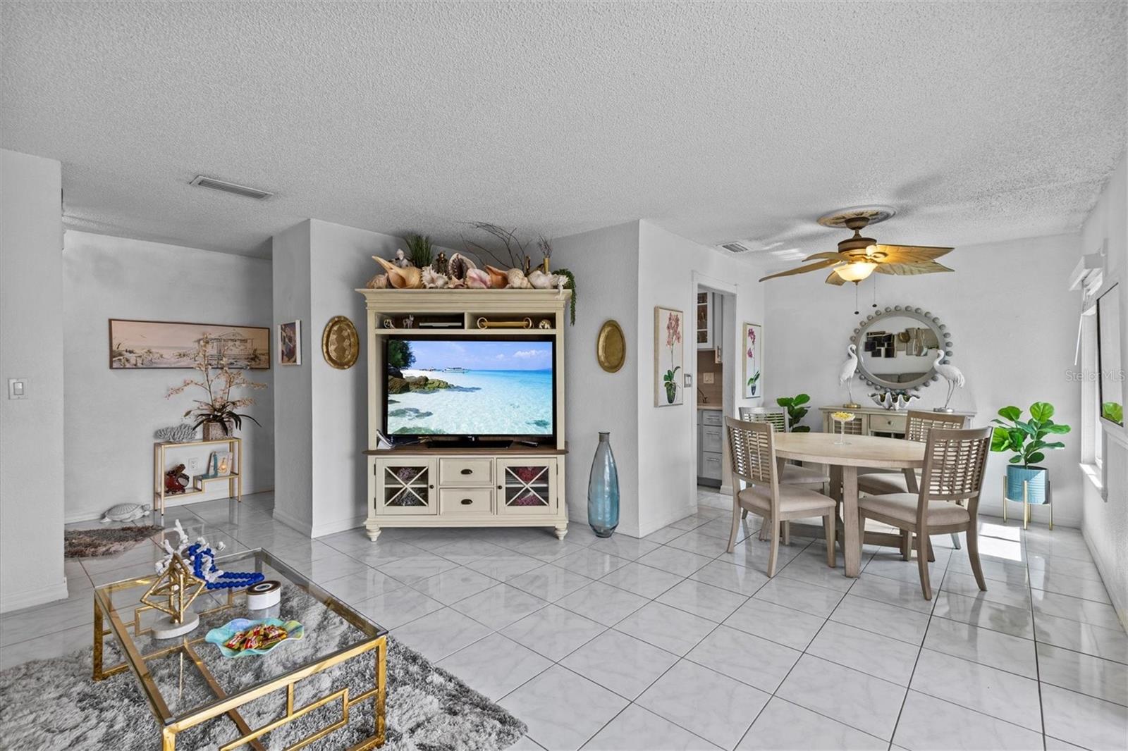 Image 10 of 40 For 388 Moorings Cove Drive 6e