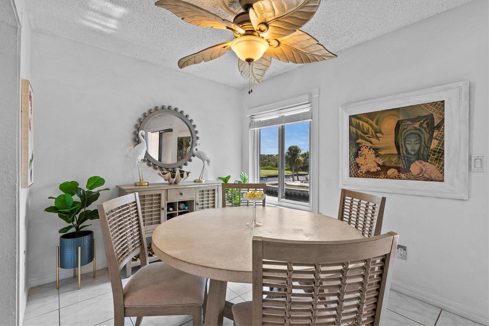 Image 14 of 40 For 388 Moorings Cove Drive 6e