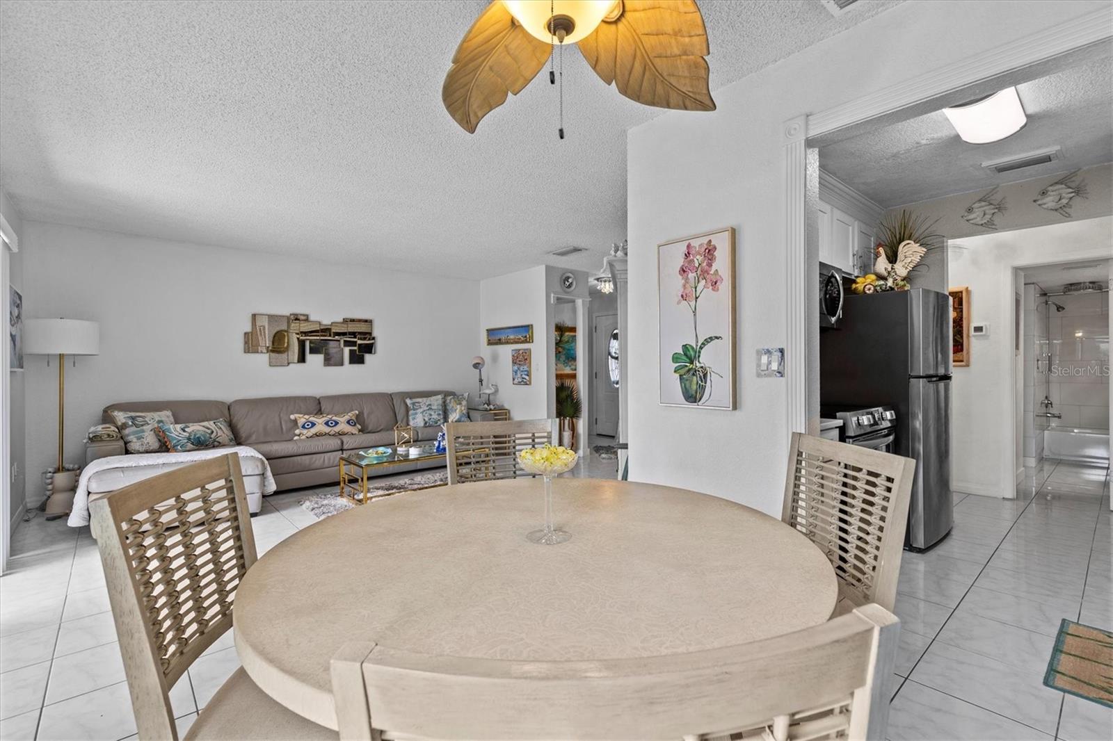 Image 15 of 40 For 388 Moorings Cove Drive 6e