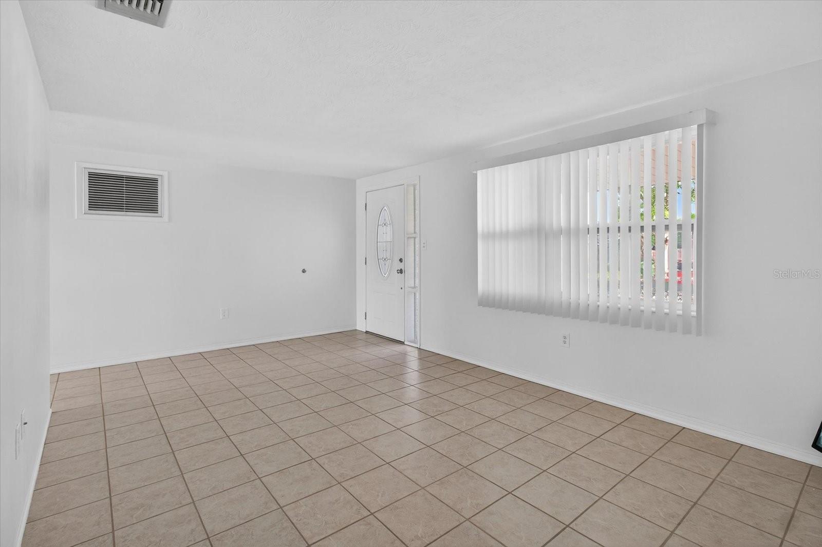 Image 13 of 42 For 4934 Vision Avenue
