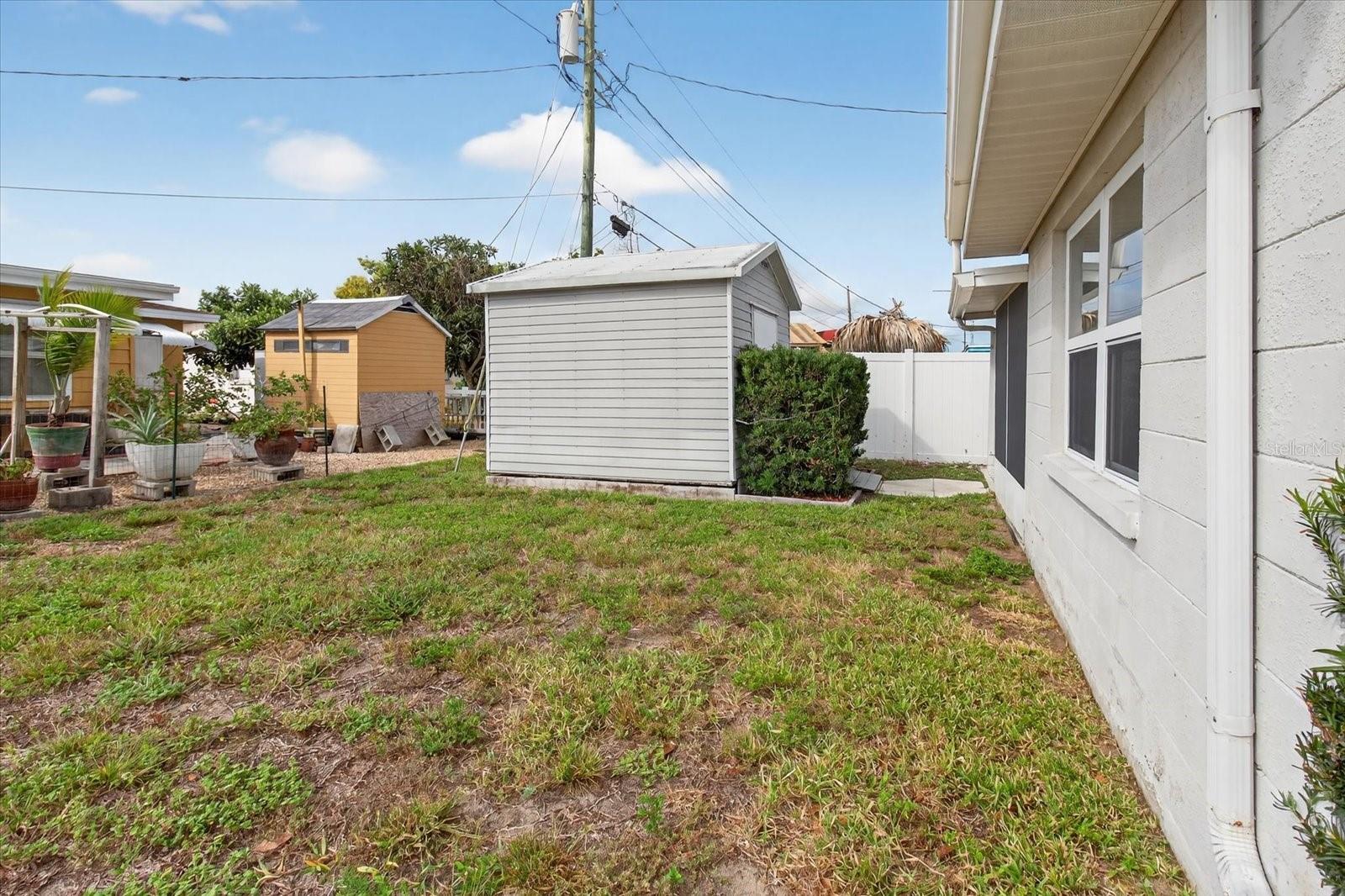 Image 41 of 42 For 4934 Vision Avenue