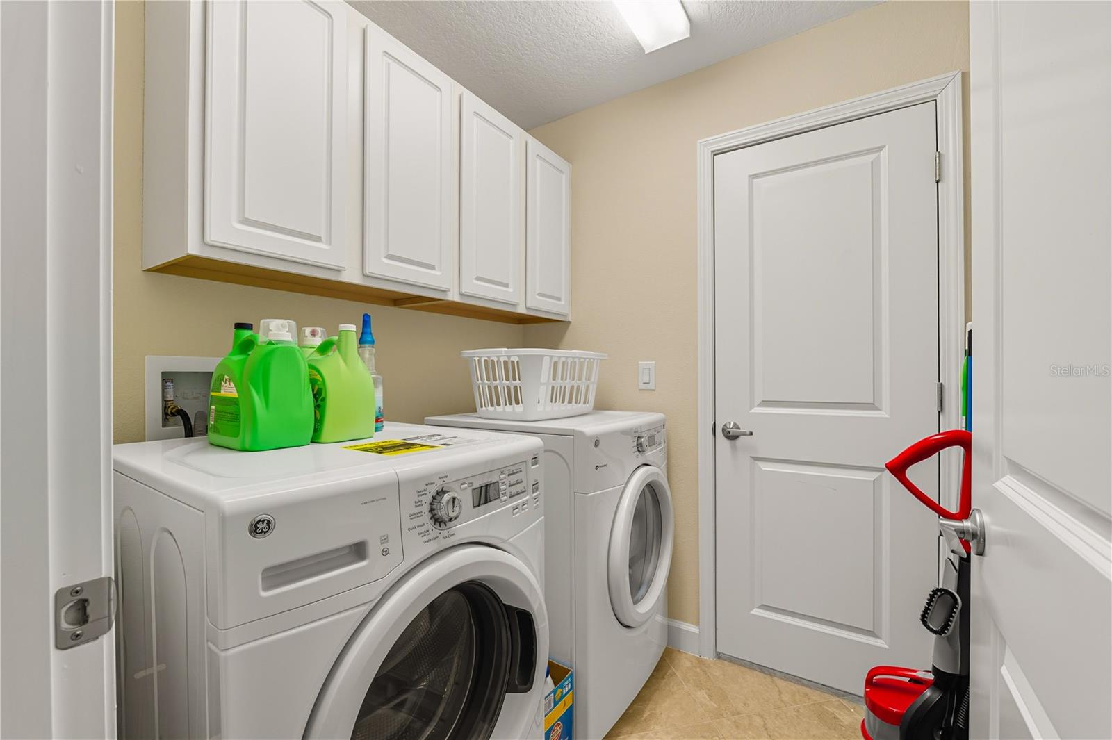 Image 20 of 58 For 12041 Cardinal Flower Drive