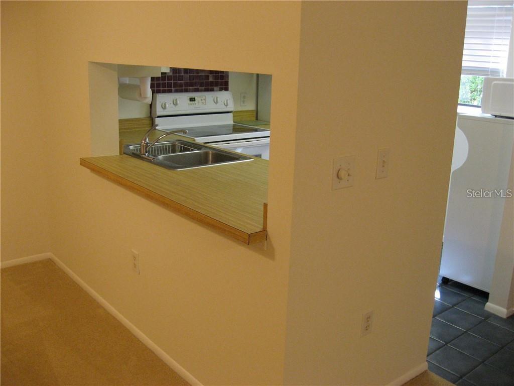 Image 11 of 33 For 5644 Gardens Drive 102
