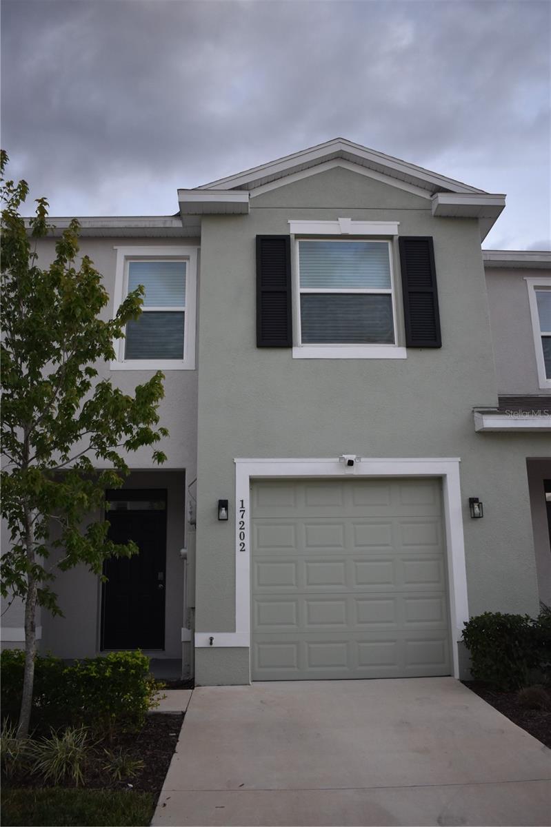 Image 2 of 17 For 17202 Amber Aspen Way