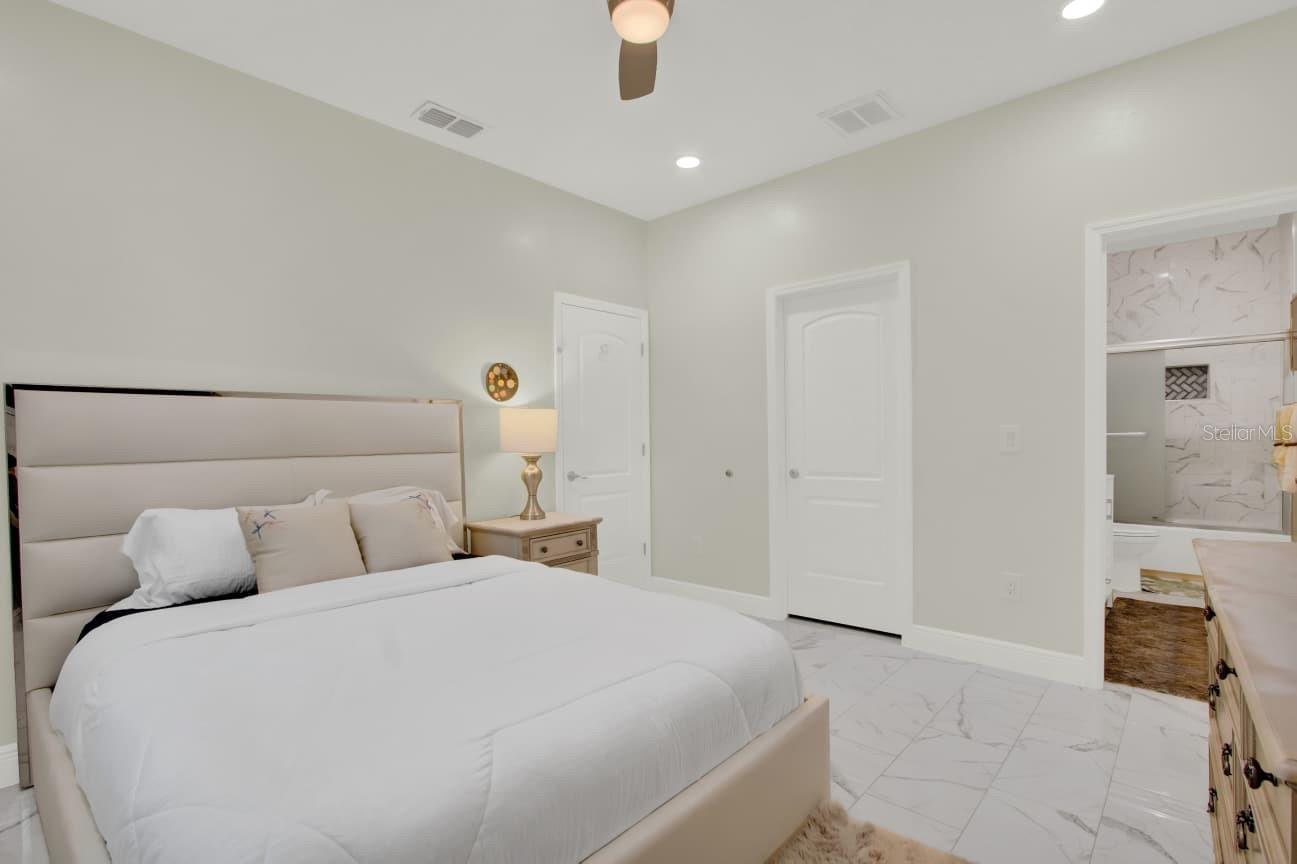 Image 19 of 27 For 2412 Chelsea Street