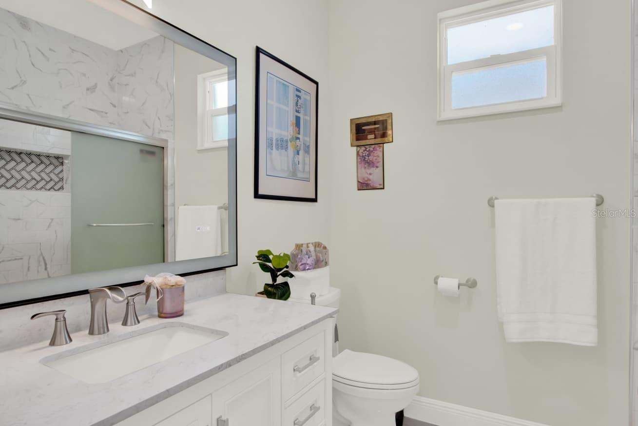 Image 20 of 27 For 2412 Chelsea Street