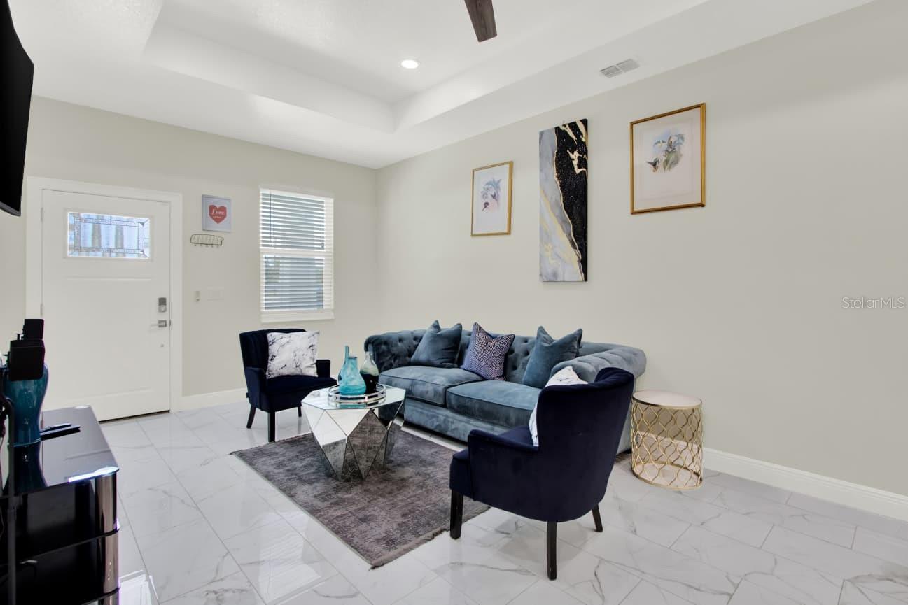 Image 4 of 27 For 2412 Chelsea Street