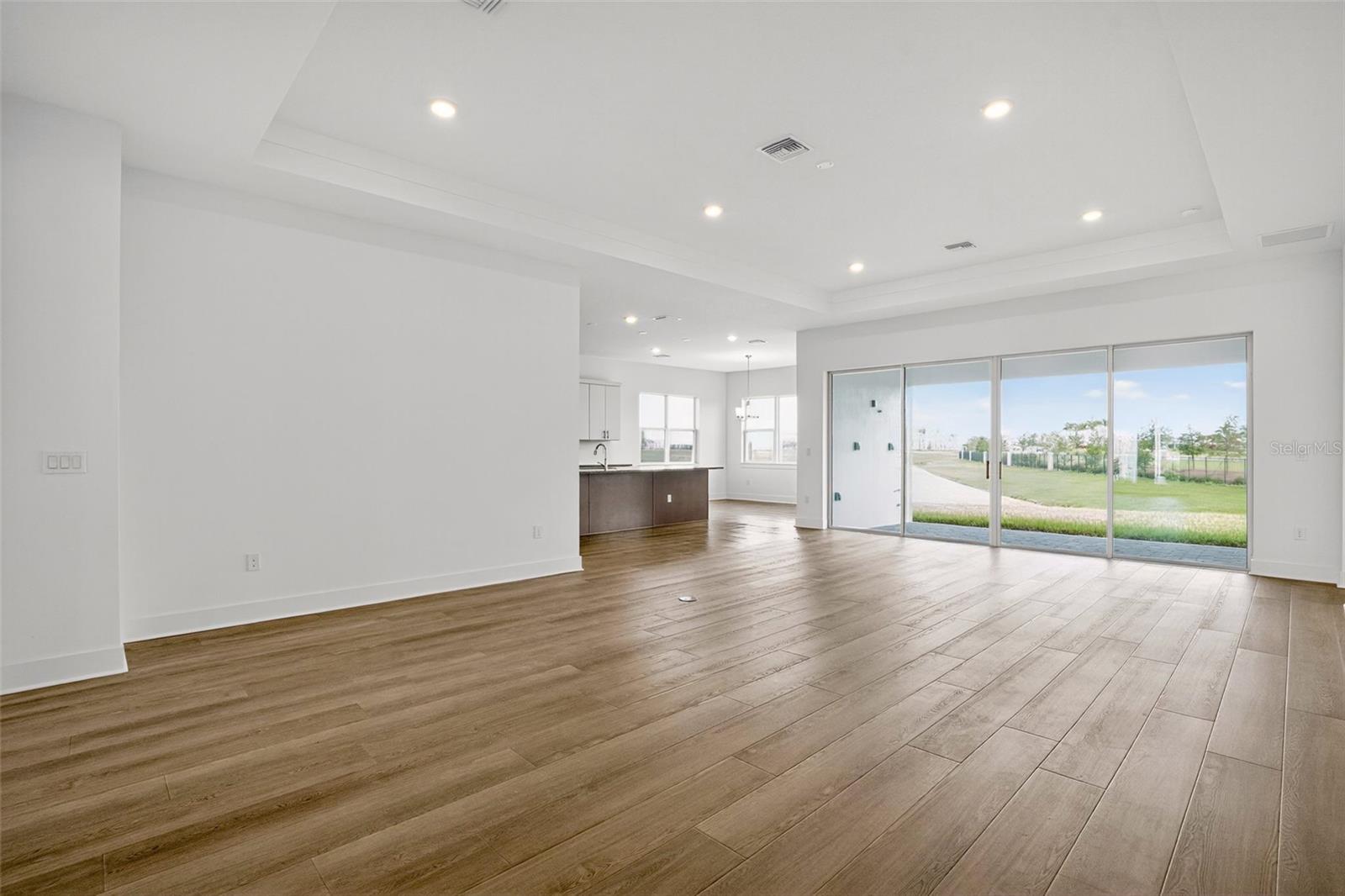 Image 6 of 29 For 8210 Golden Beach Court