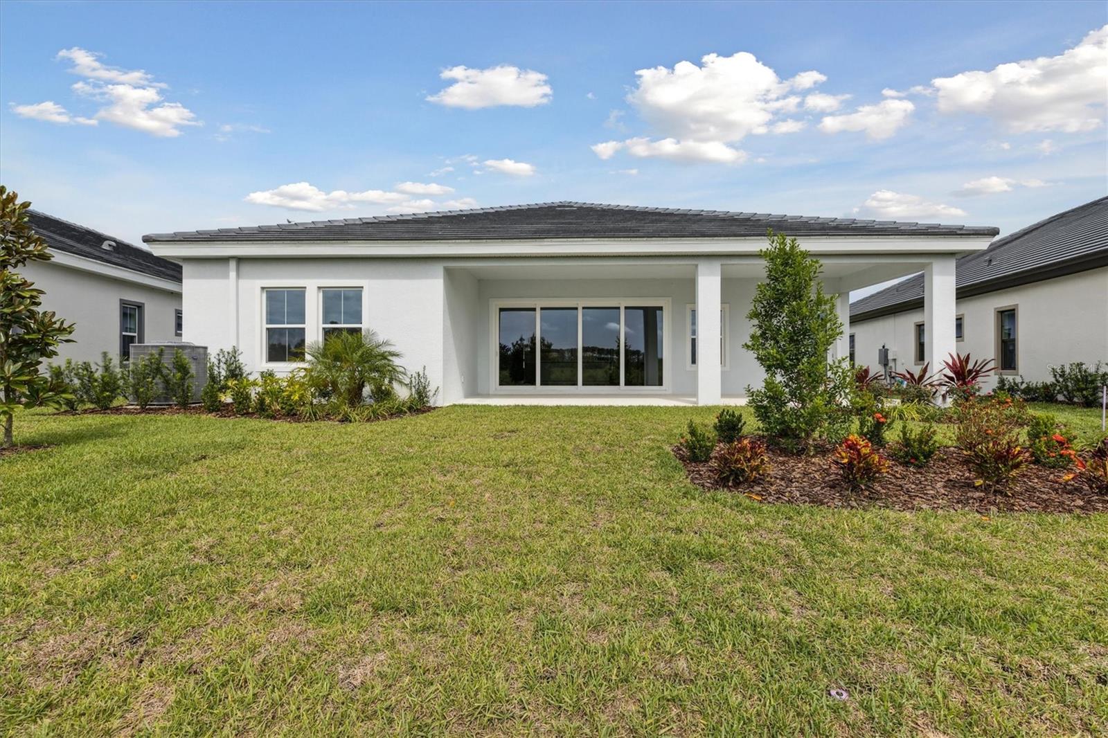 Listing photo id 26 for 10303 Surrey Rose Drive
