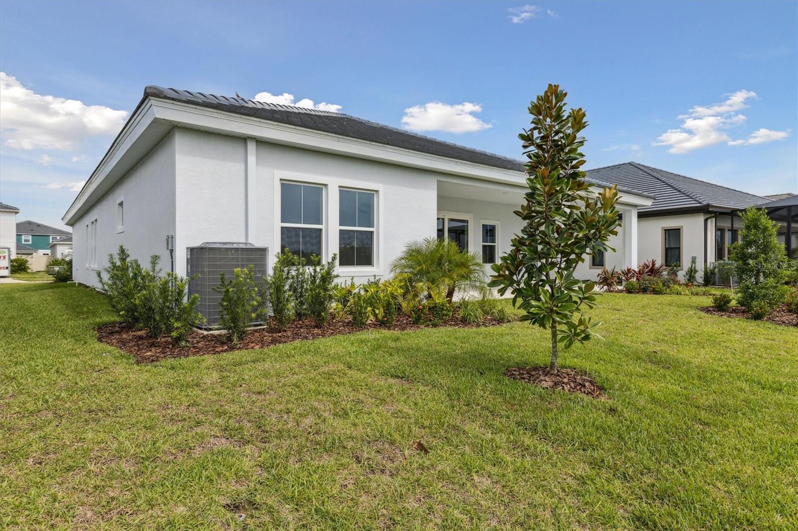 Listing photo id 27 for 10303 Surrey Rose Drive