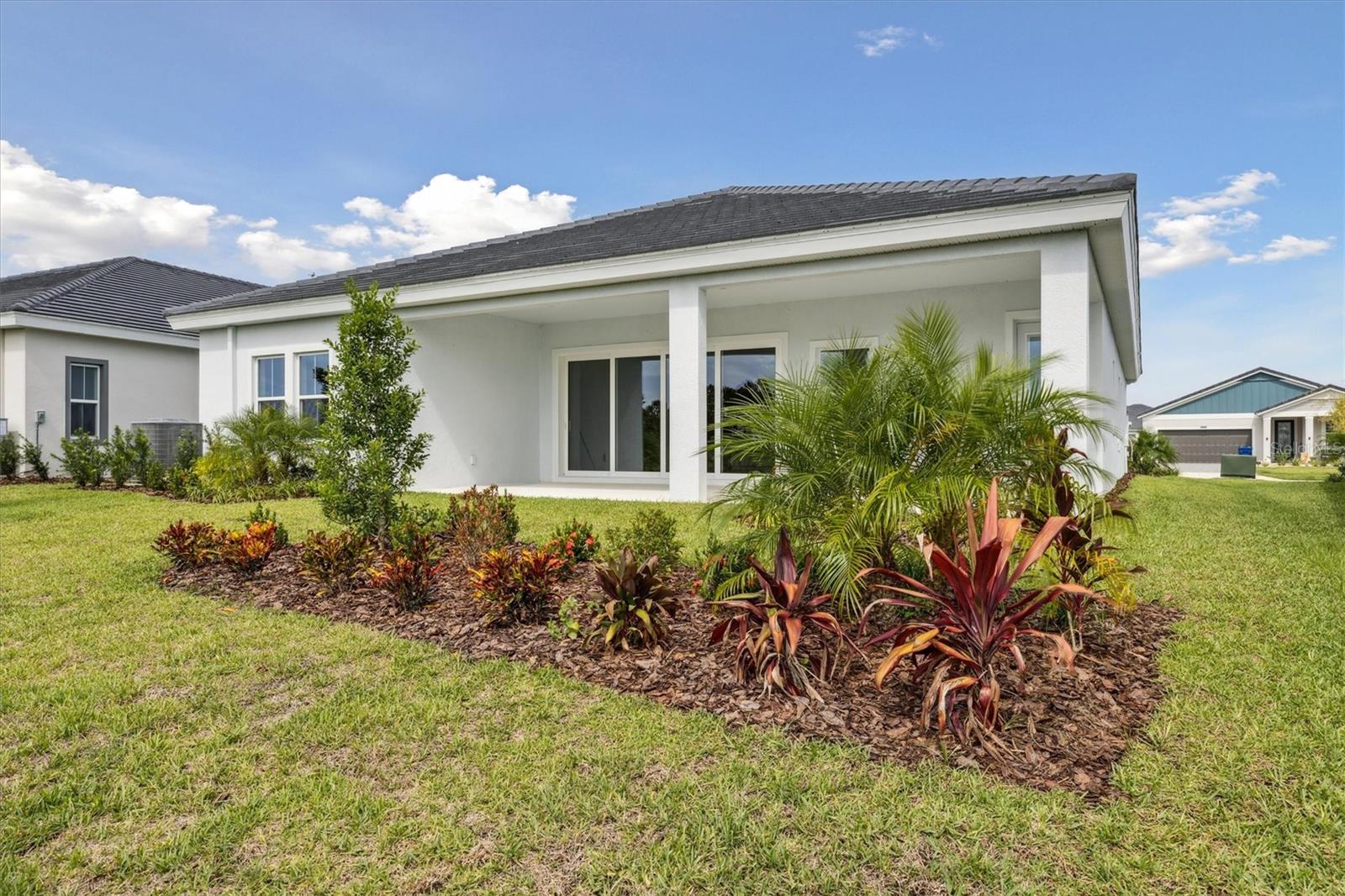 Listing photo id 28 for 10303 Surrey Rose Drive