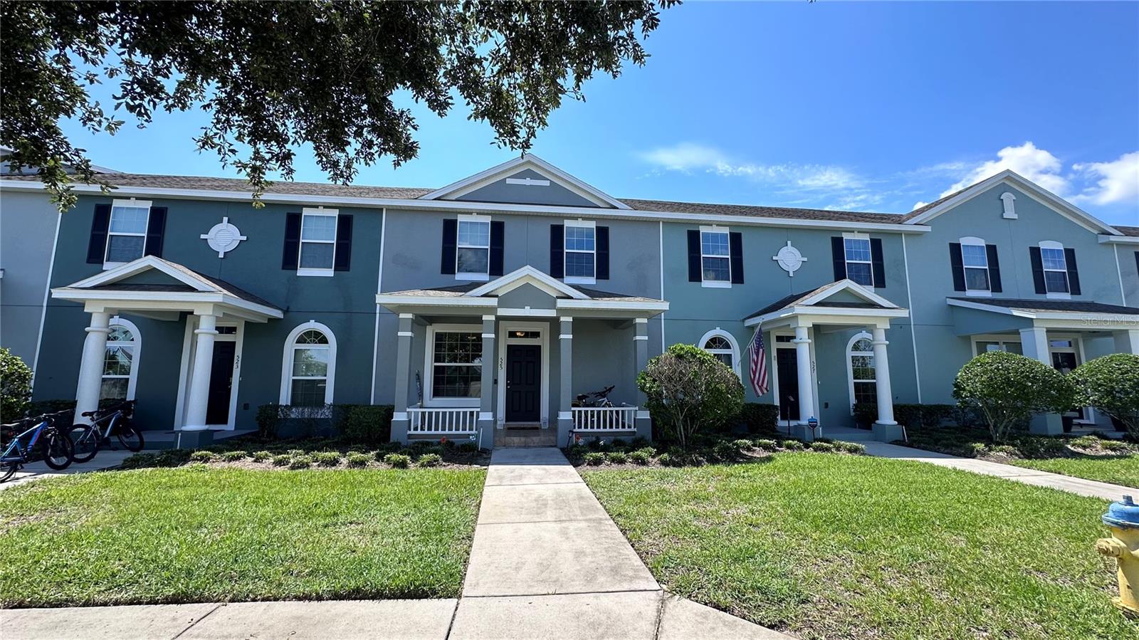 Image 2 of 26 For 525 Waterside Pointe Drive