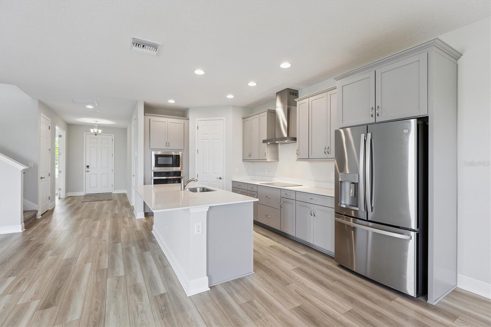 Image 15 of 35 For 9711 Surrey Rose Drive