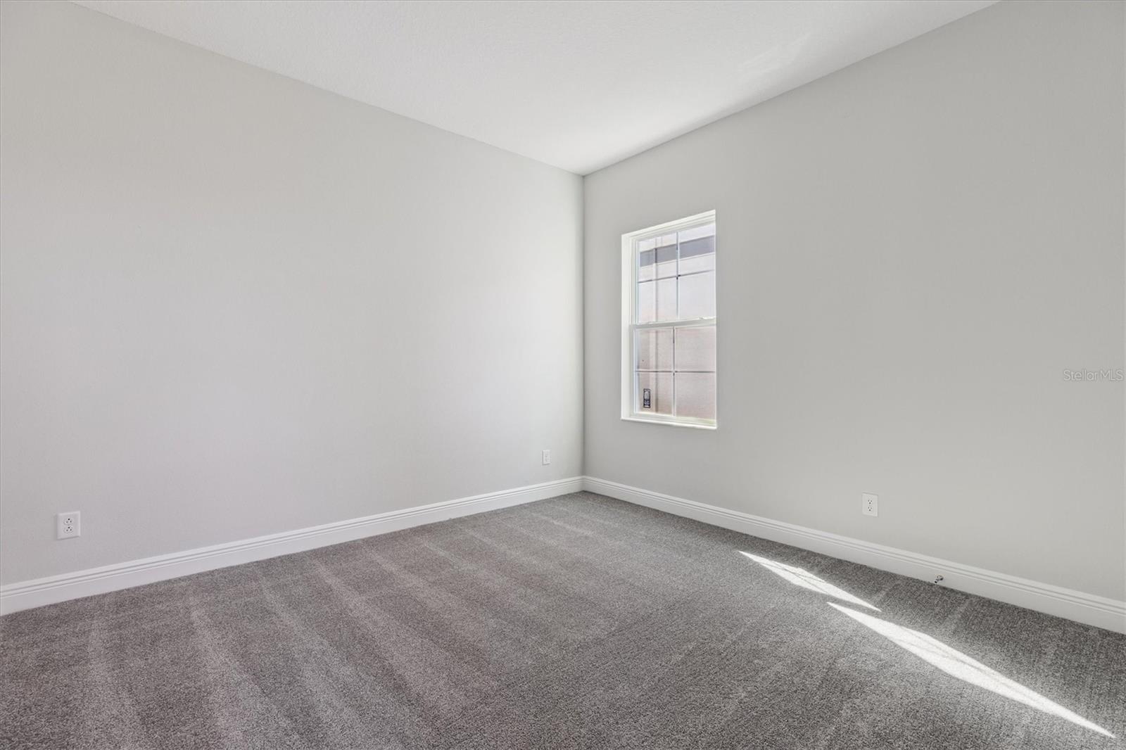 Image 27 of 35 For 9711 Surrey Rose Drive