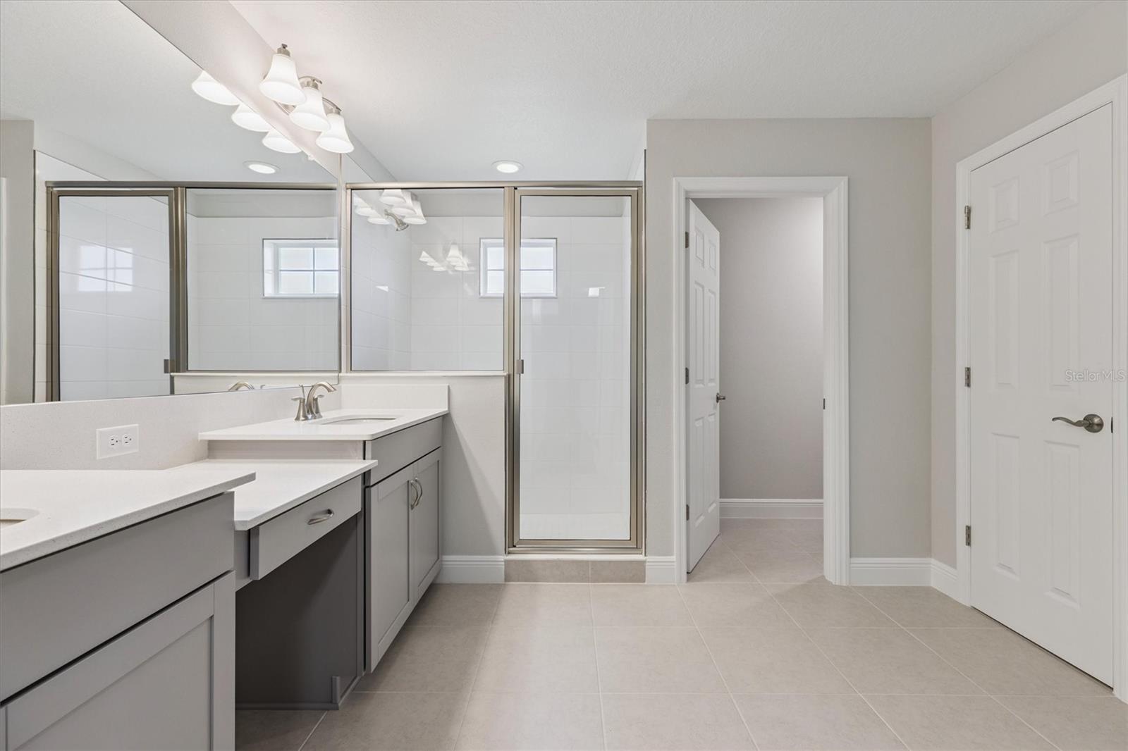 Image 7 of 35 For 9711 Surrey Rose Drive