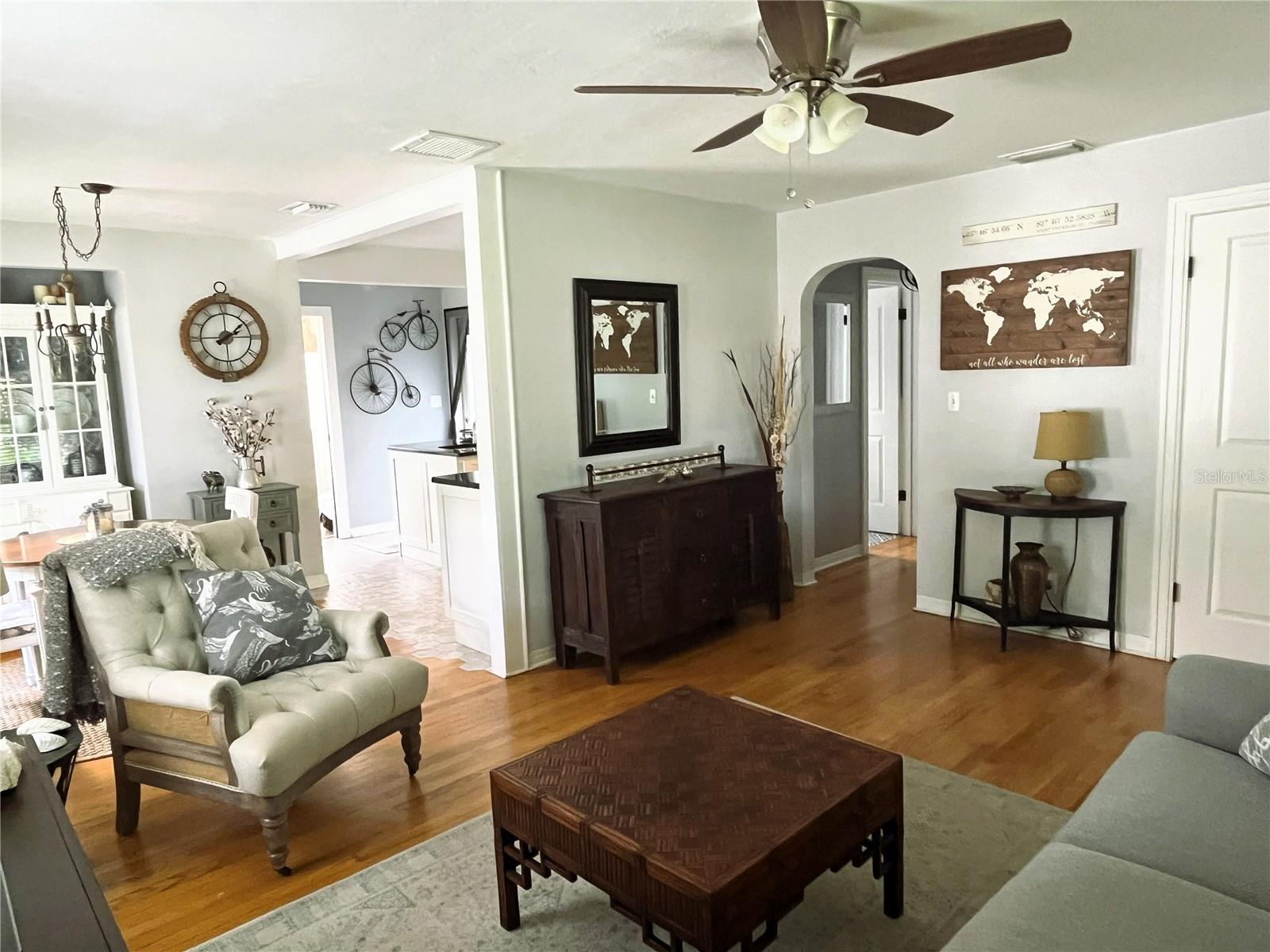 Image 10 of 49 For 931 35th Street N