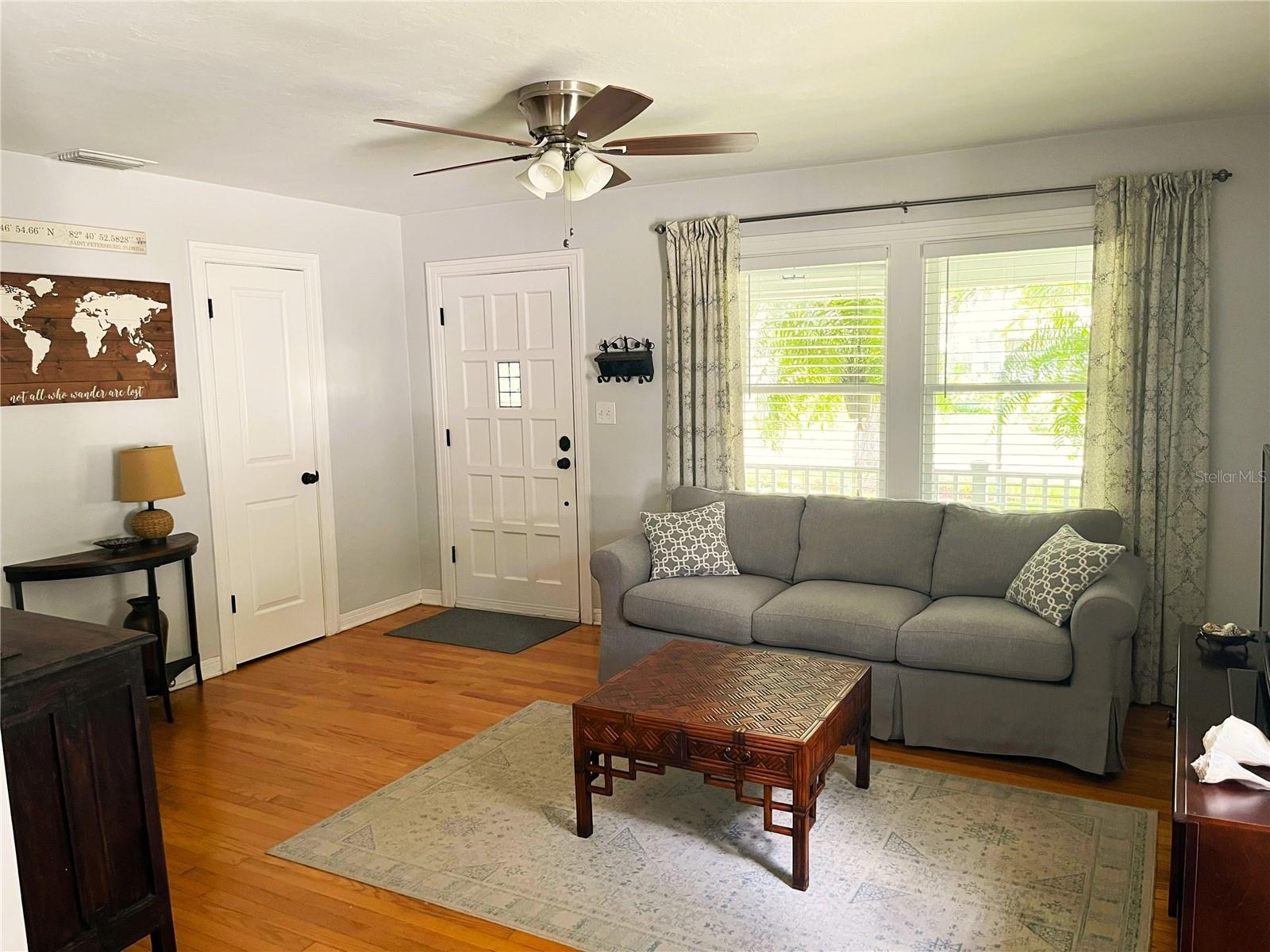 Image 11 of 49 For 931 35th Street N