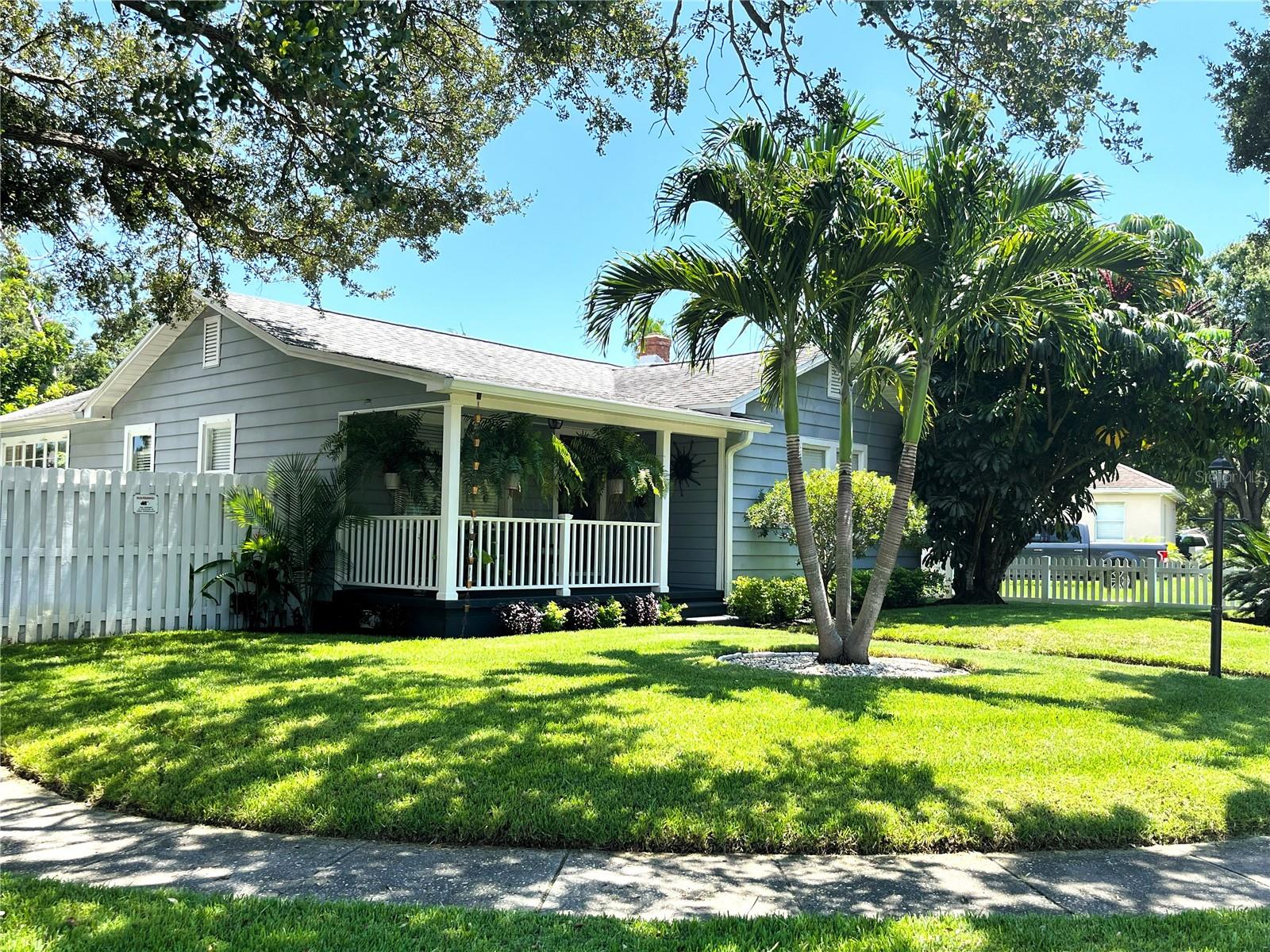 Image 2 of 49 For 931 35th Street N
