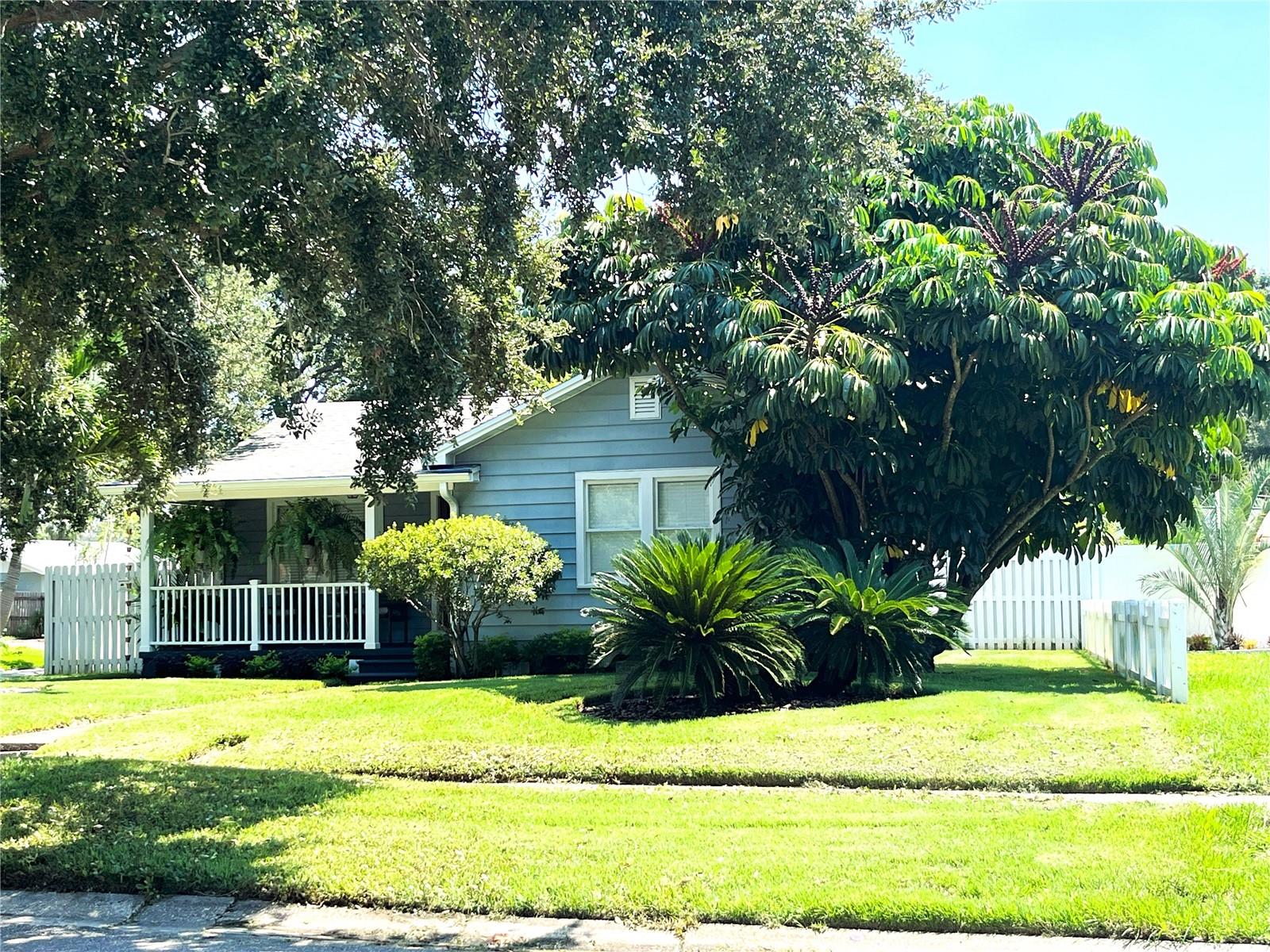 Image 4 of 49 For 931 35th Street N