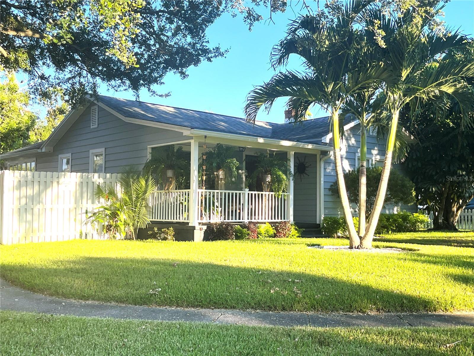 Image 5 of 49 For 931 35th Street N