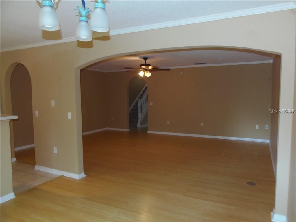 Image 6 of 23 For 4645 Ashburn Square Drive
