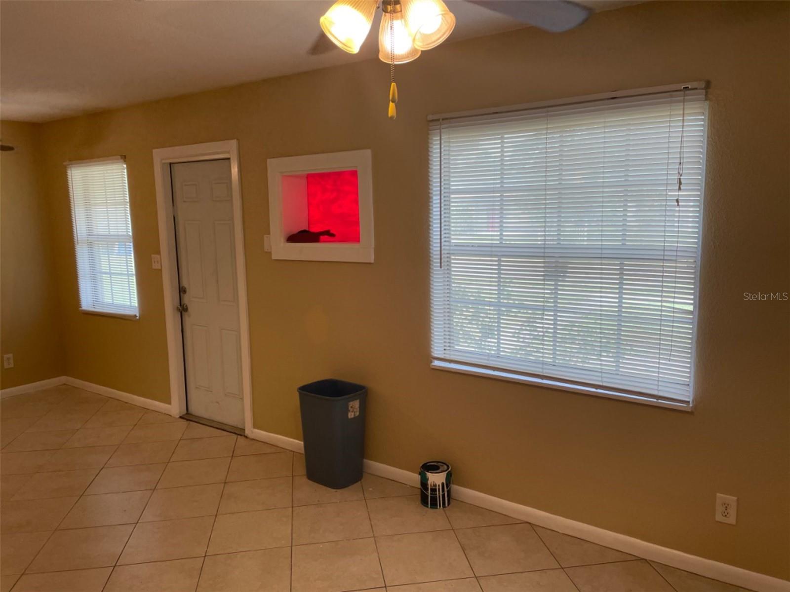 Image 3 of 19 For 4618 20th Avenue S