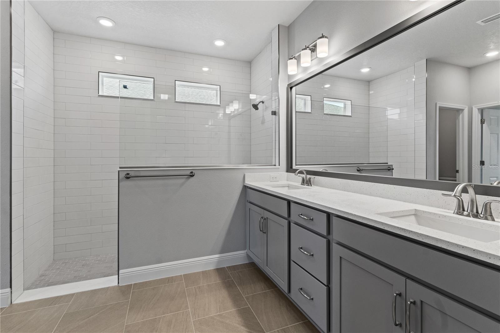 Image 31 of 39 For 11791 Richmond Trail