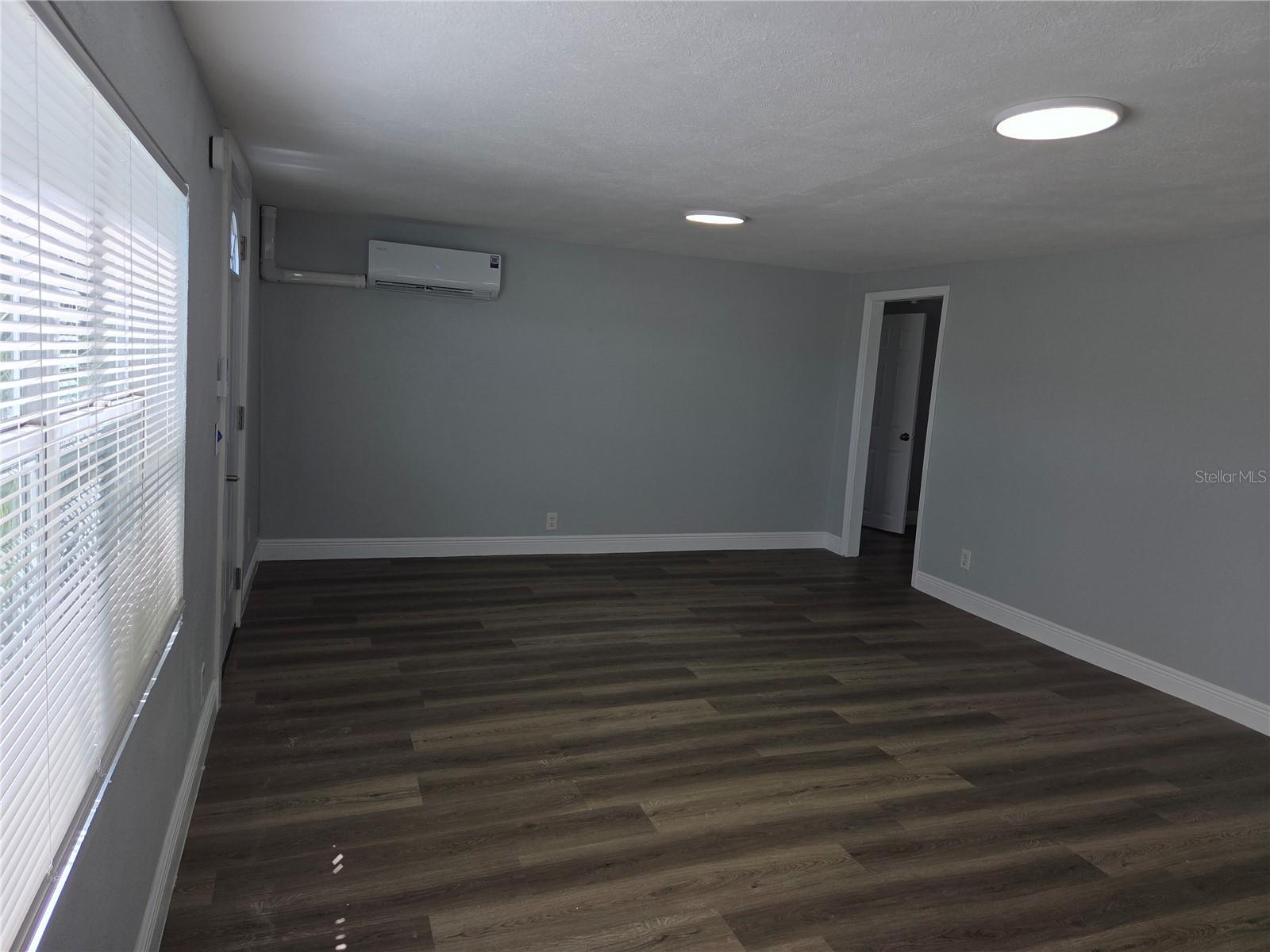 Image 8 of 34 For 6418 23rd Avenue