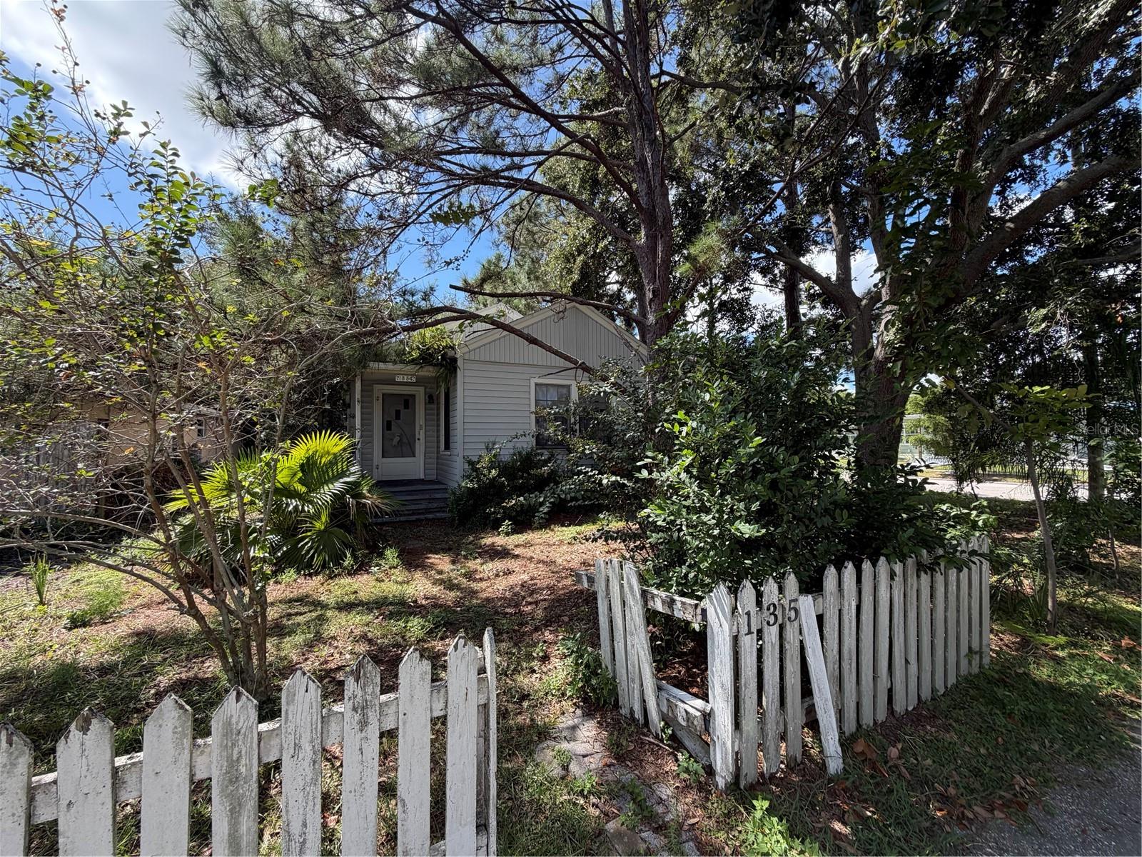 Image 2 of 5 For 1354 35th Avenue N