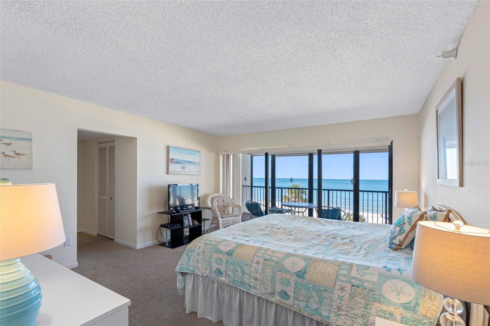 Image 12 of 35 For 15000 Gulf Blvd  408