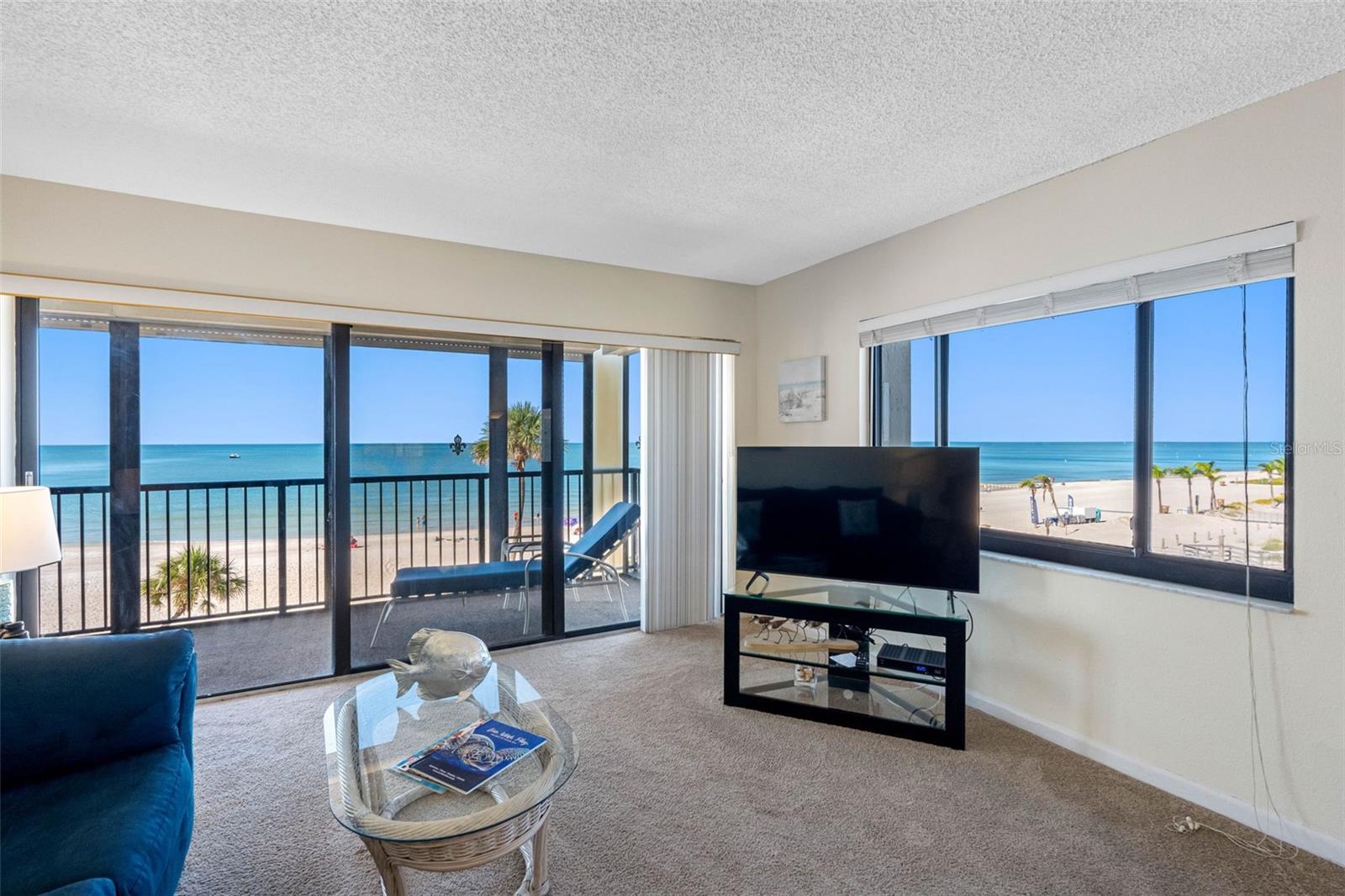 Image 15 of 35 For 15000 Gulf Blvd  408