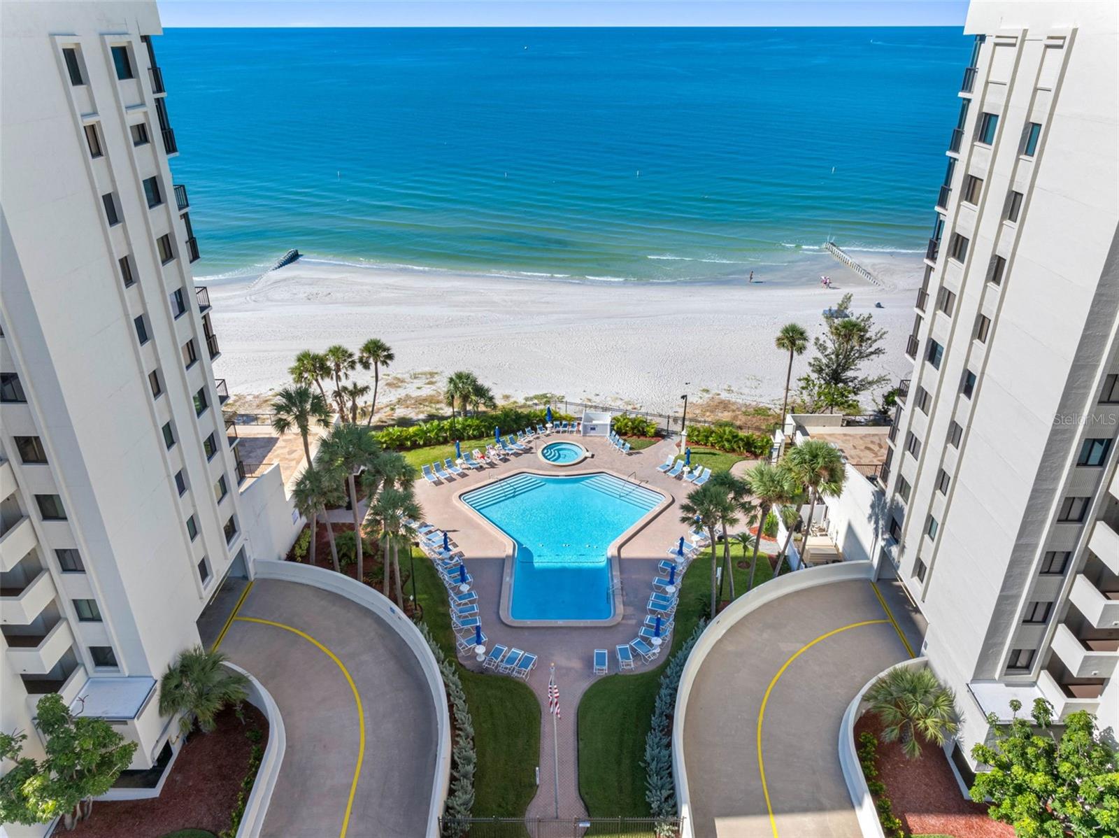Image 28 of 35 For 15000 Gulf Blvd  408