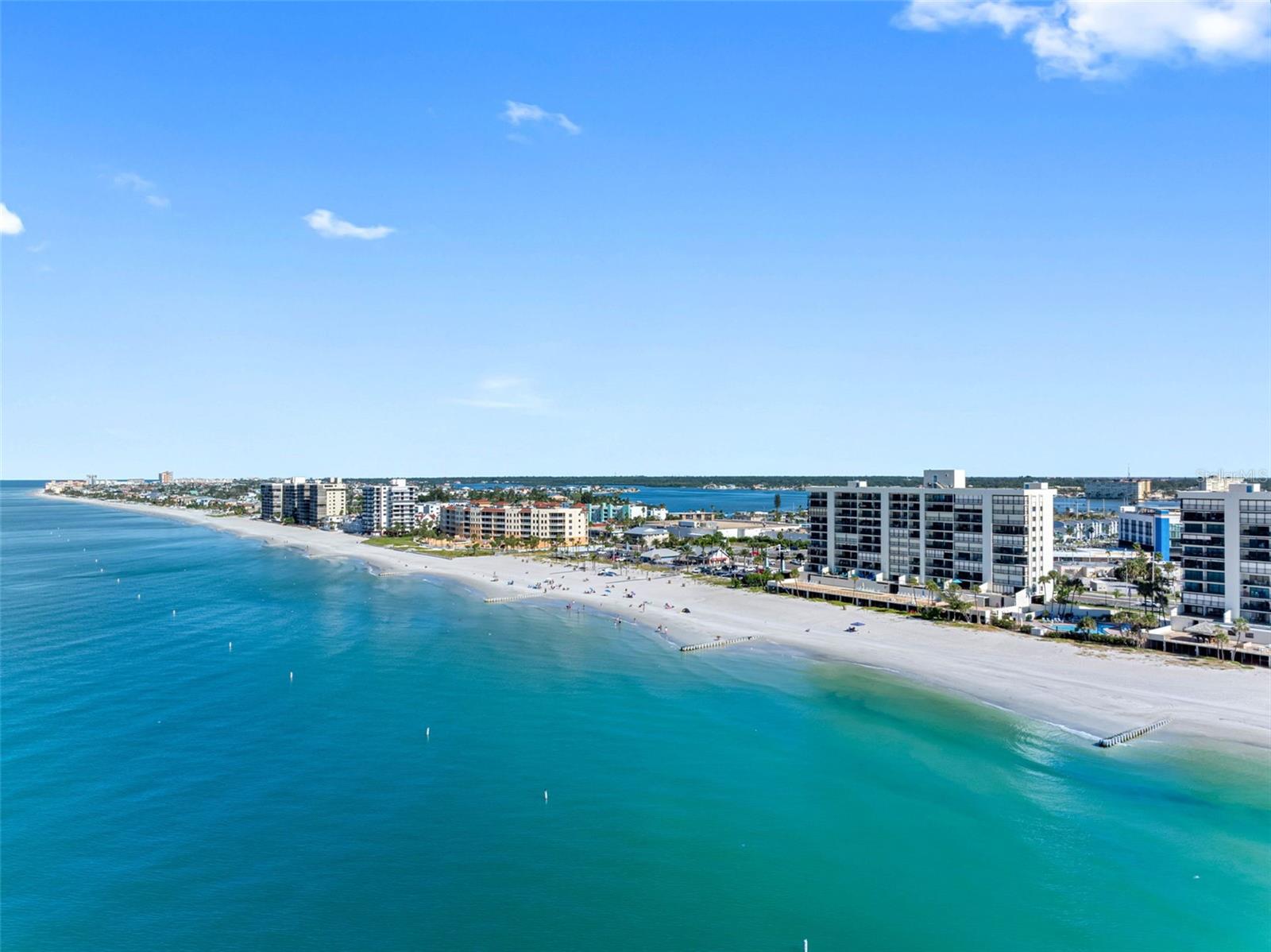 Image 9 of 35 For 15000 Gulf Blvd  408