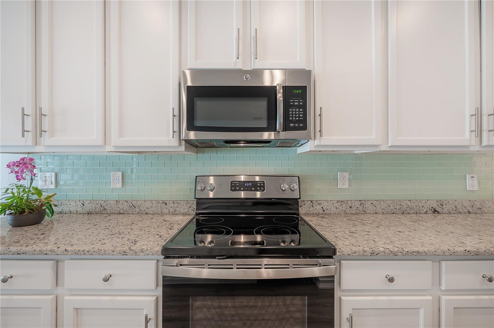 Image 10 of 45 For 3906 Lynn Avenue