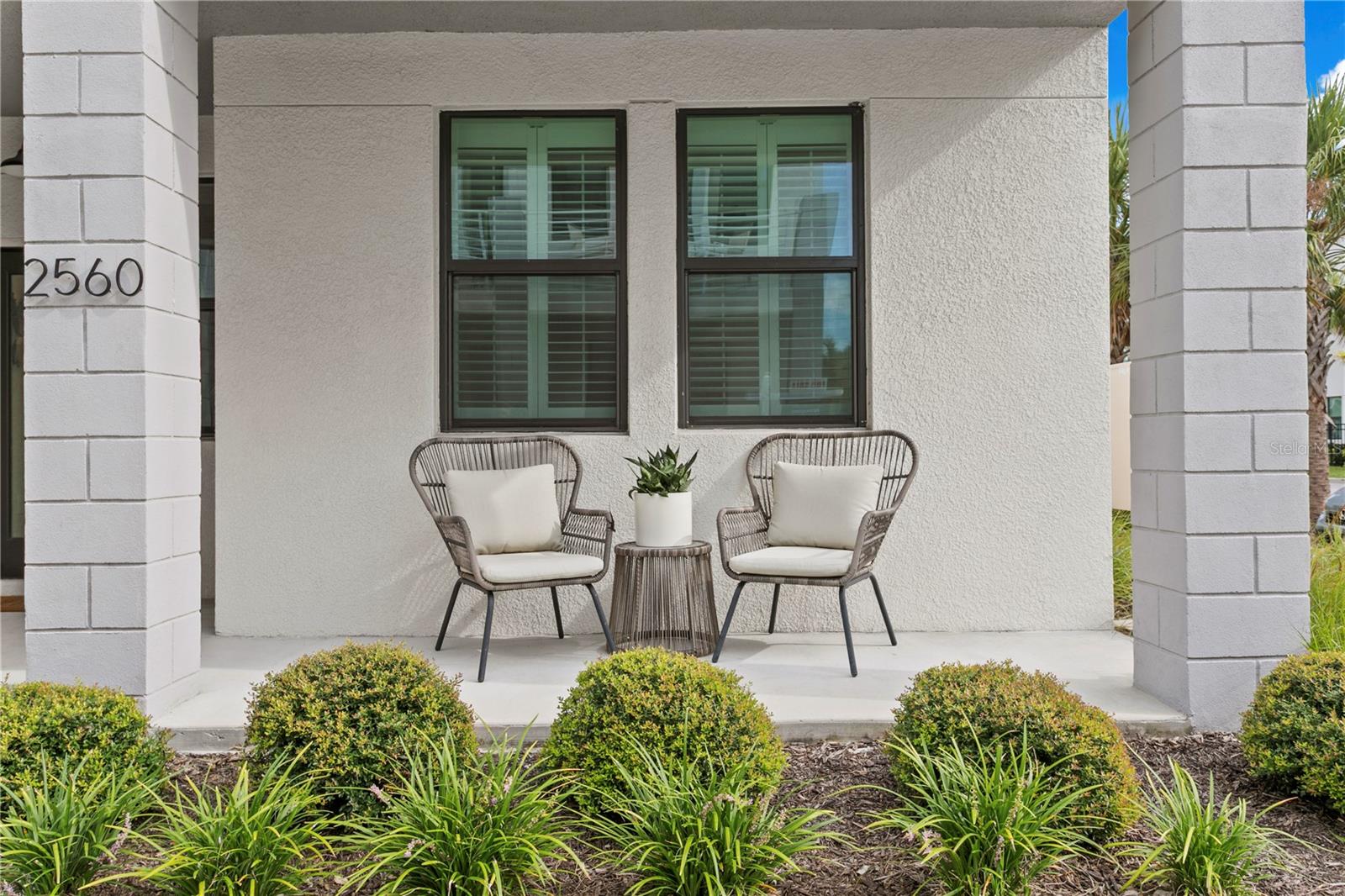 Image 3 of 37 For 2560 12th Terrace N