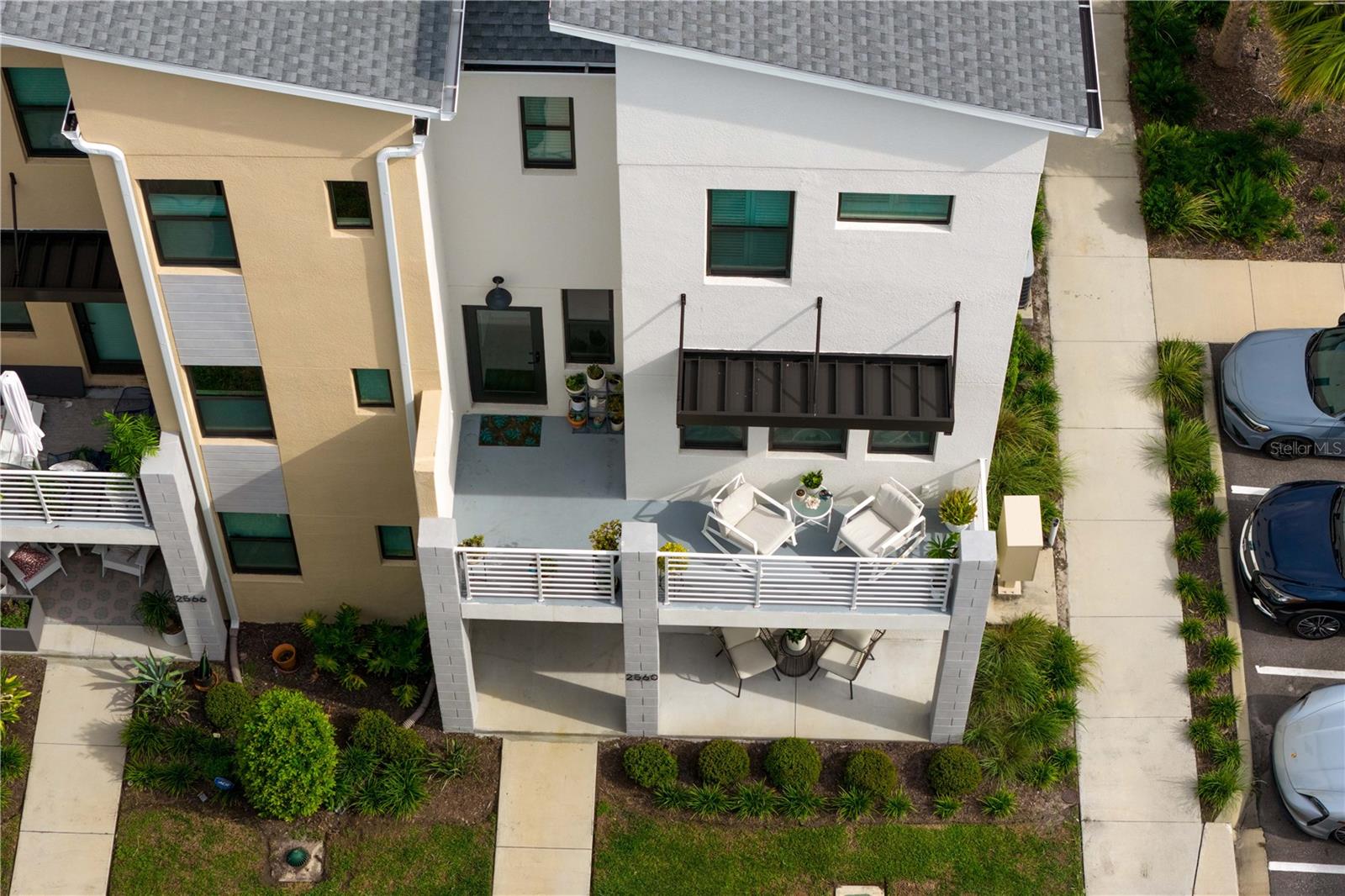 Image 30 of 37 For 2560 12th Terrace N