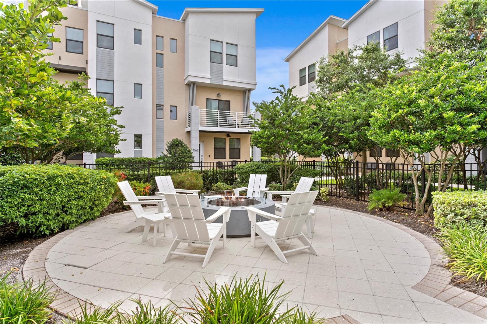 Image 34 of 37 For 2560 12th Terrace N