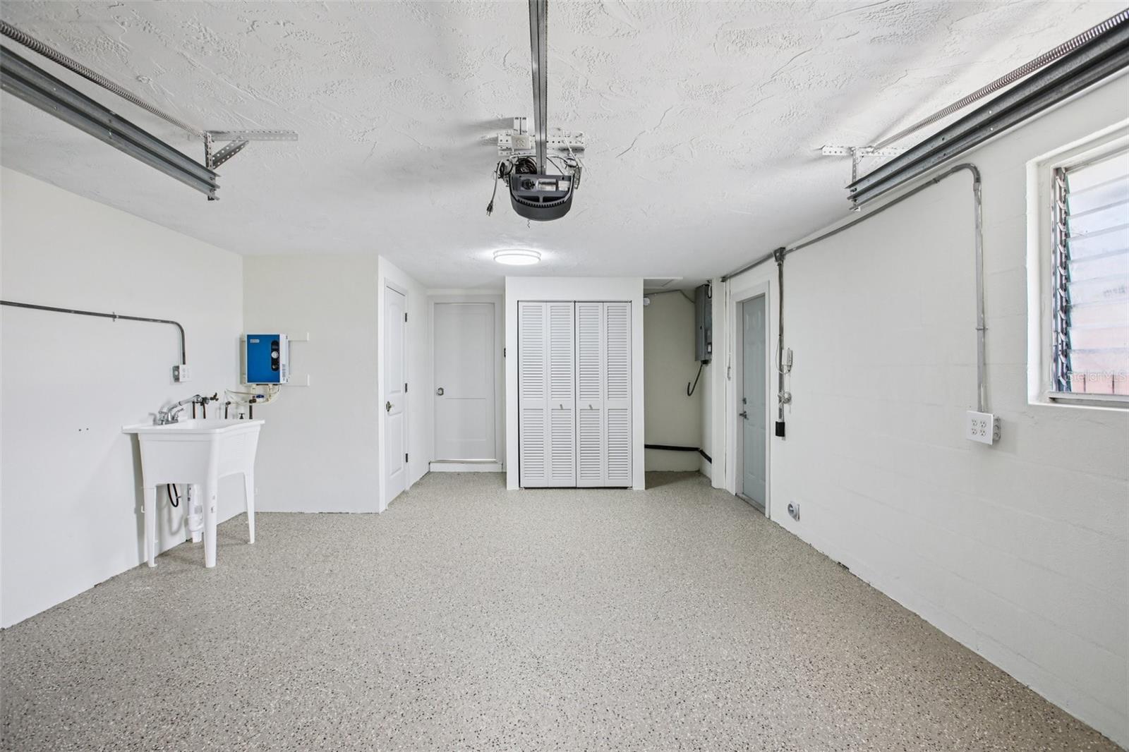 Image 36 of 44 For 5753 10th Avenue