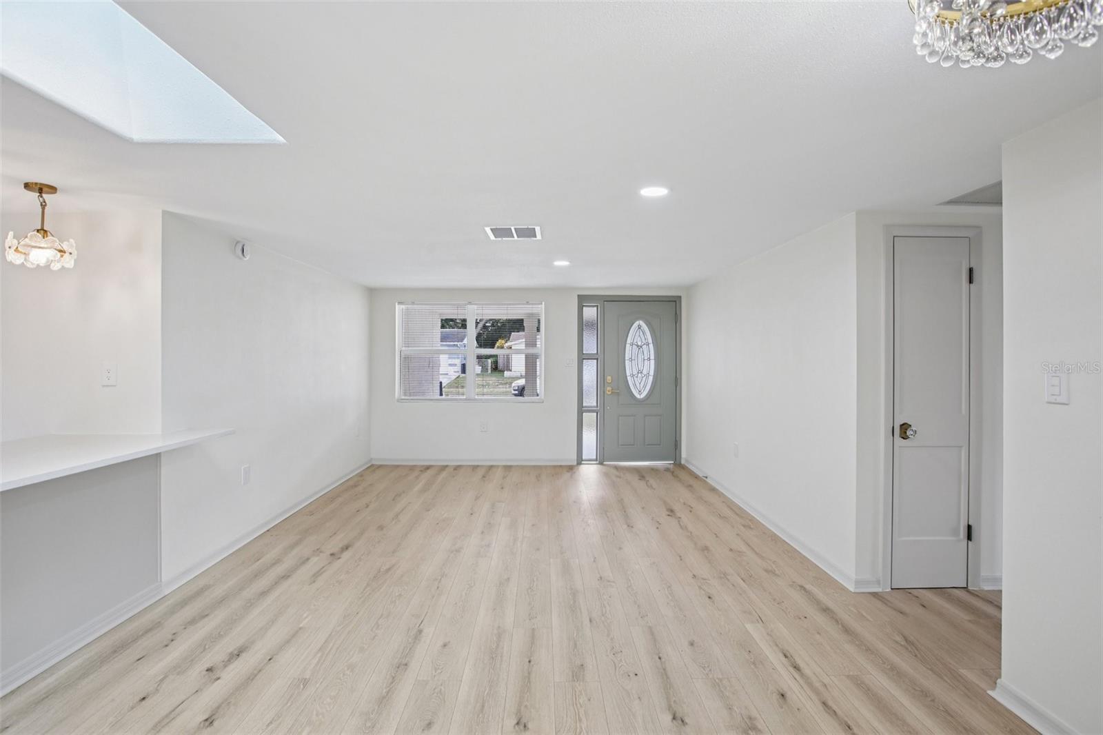 Image 8 of 44 For 5753 10th Avenue