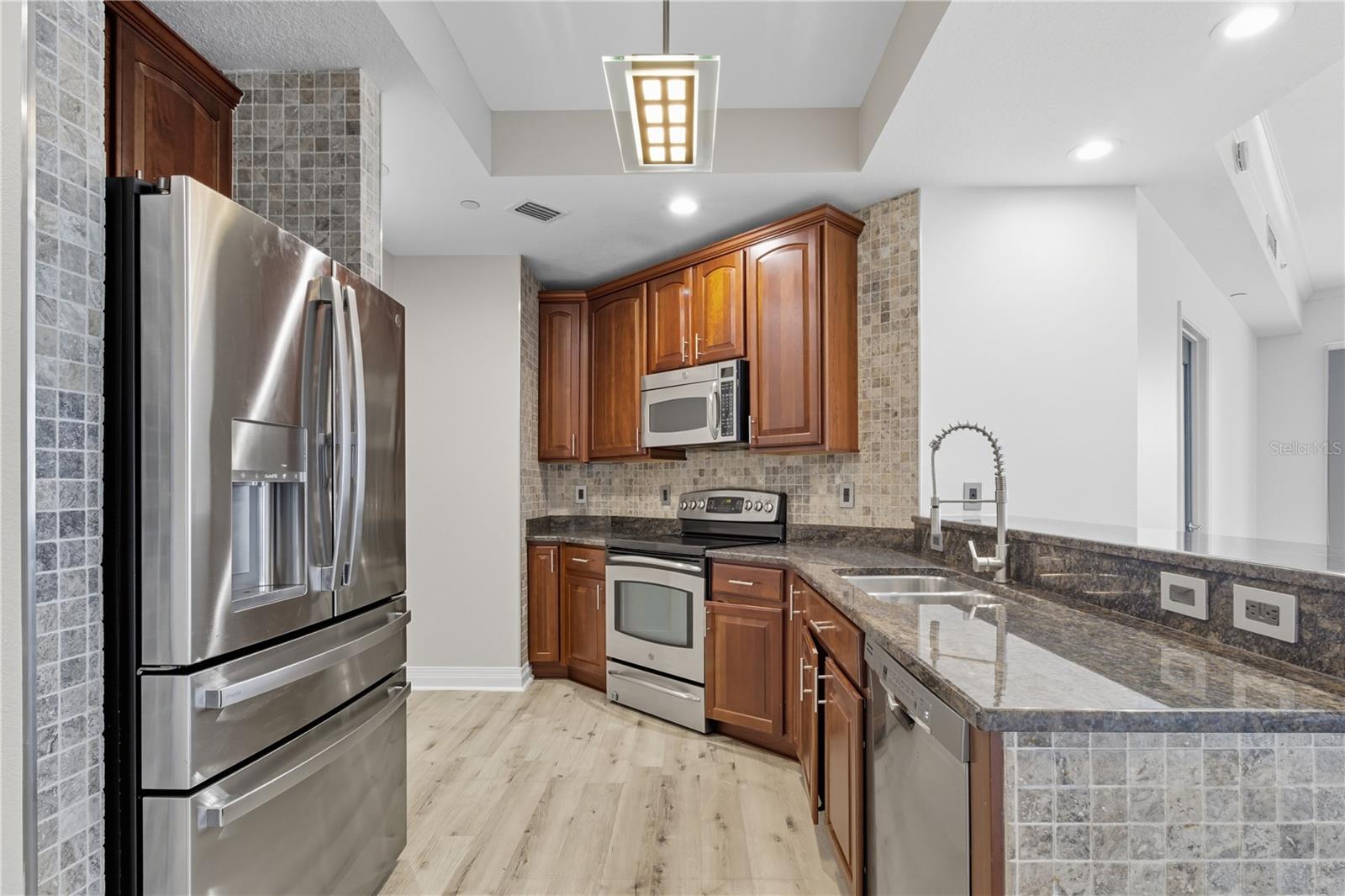 Image 35 of 59 For 449 12th Street 1504