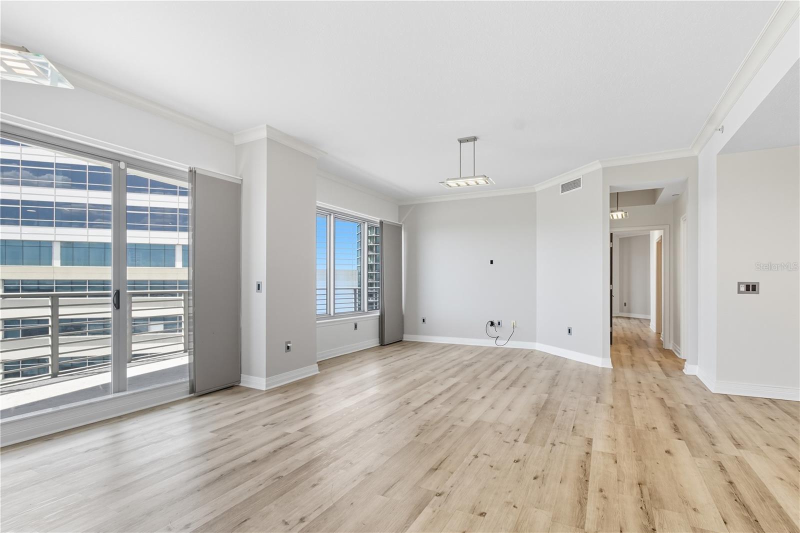 Image 45 of 59 For 449 12th Street 1504