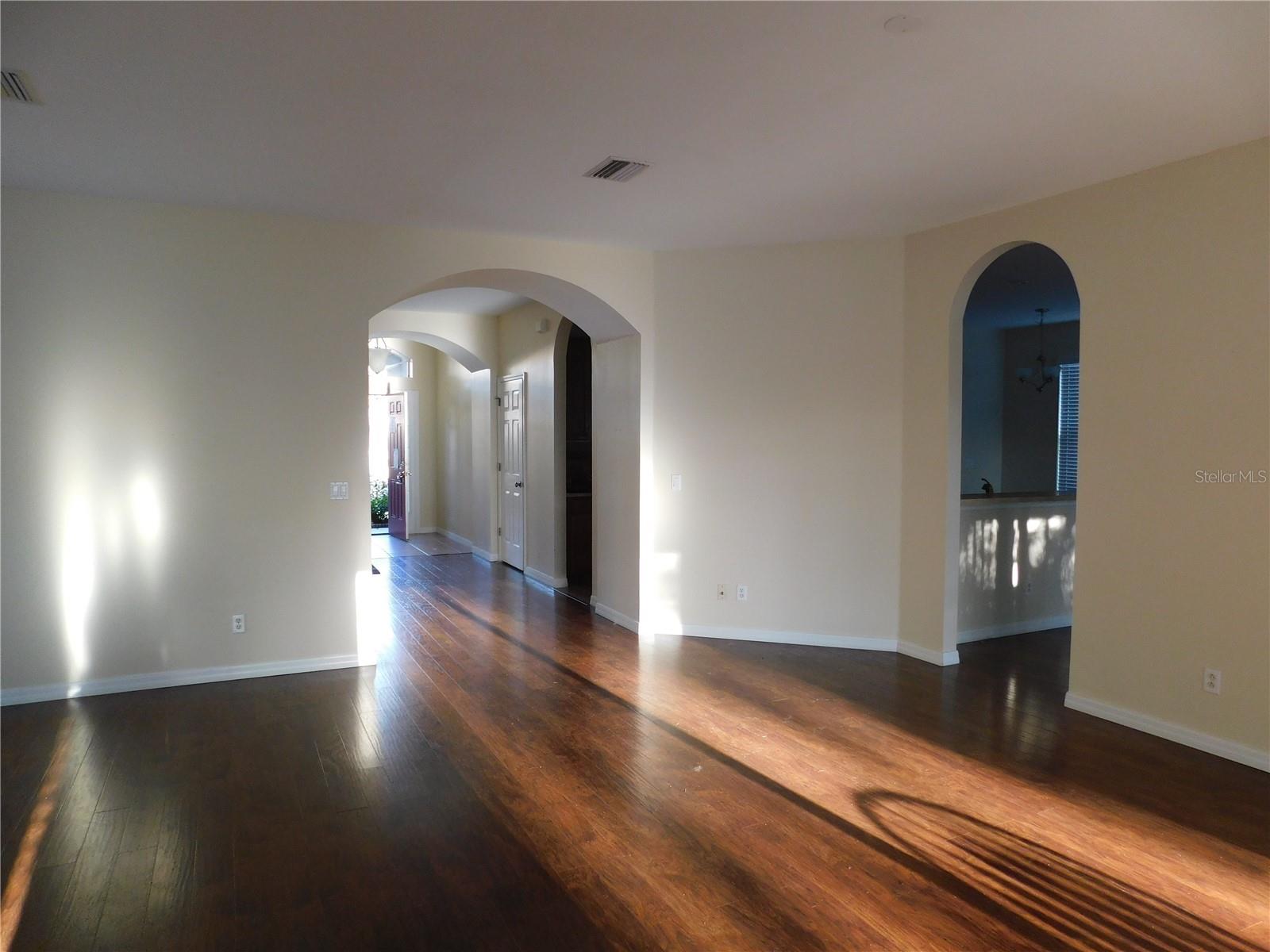 Image 4 of 28 For 2507 Hobblebrush Drive