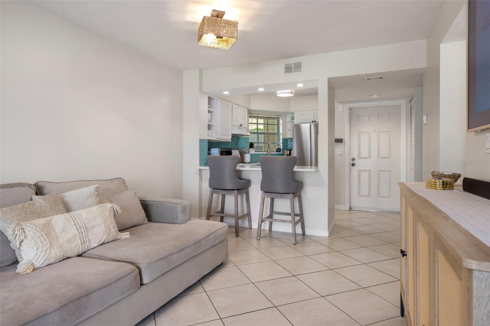 Image 7 of 42 For 6915 Stones Throw Circle N 3104