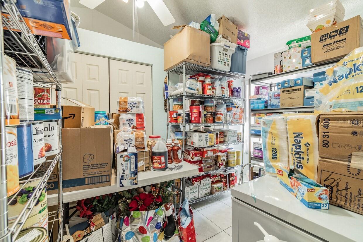 Listing photo id 30 for 4407 Millwood Road