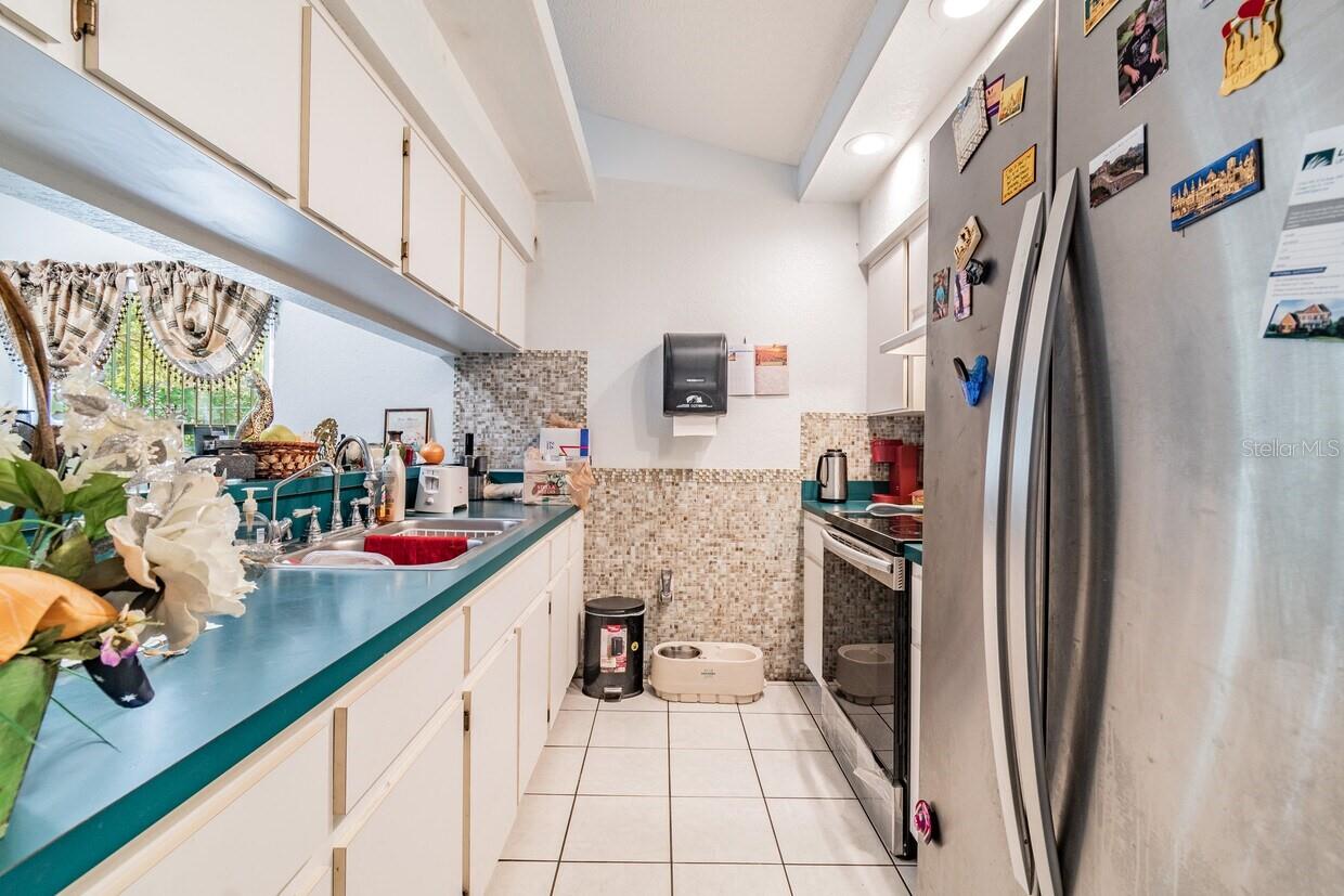 Listing photo id 68 for 4407 Millwood Road