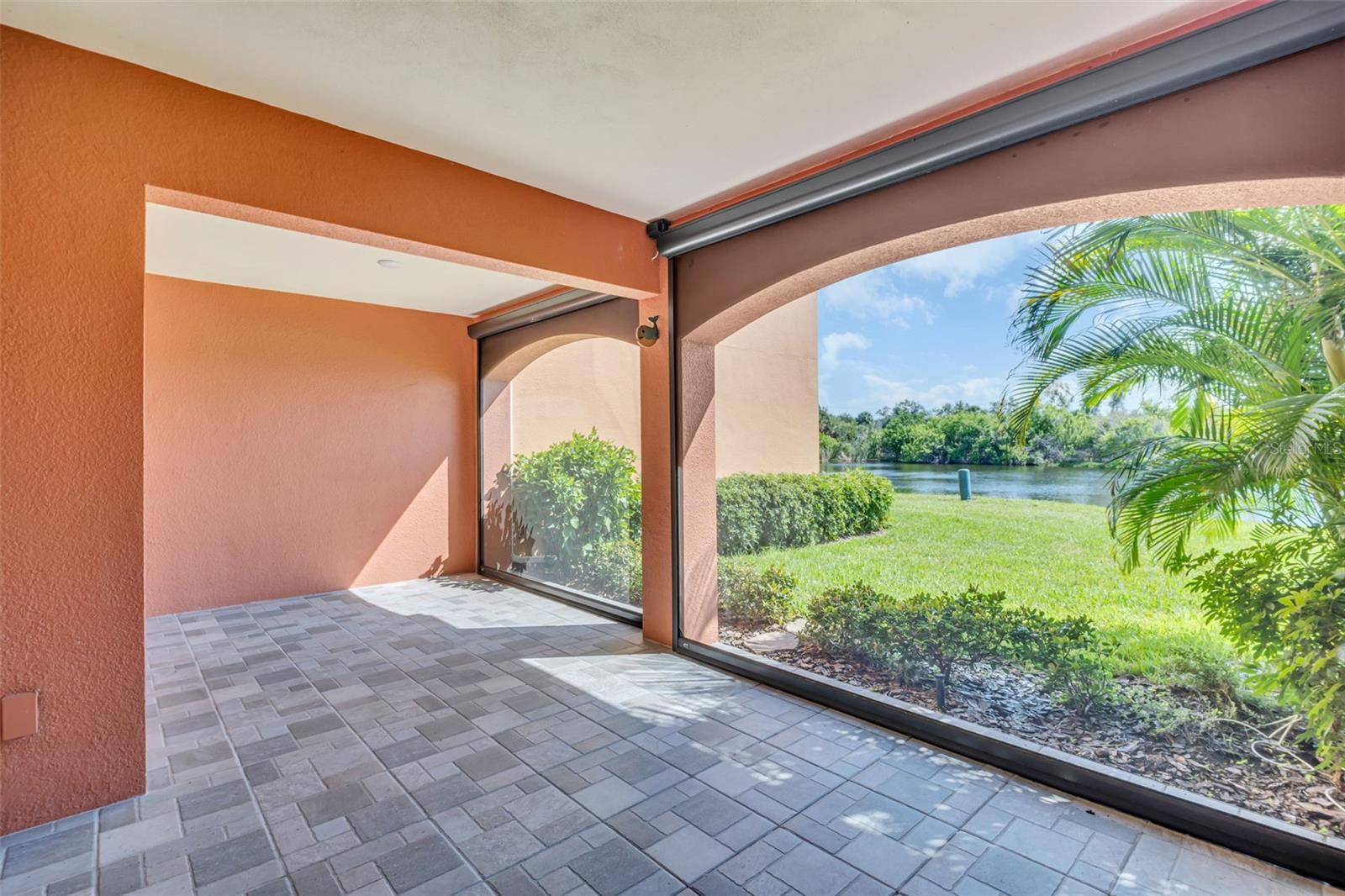 Listing photo id 53 for 11 Franklin Court S C