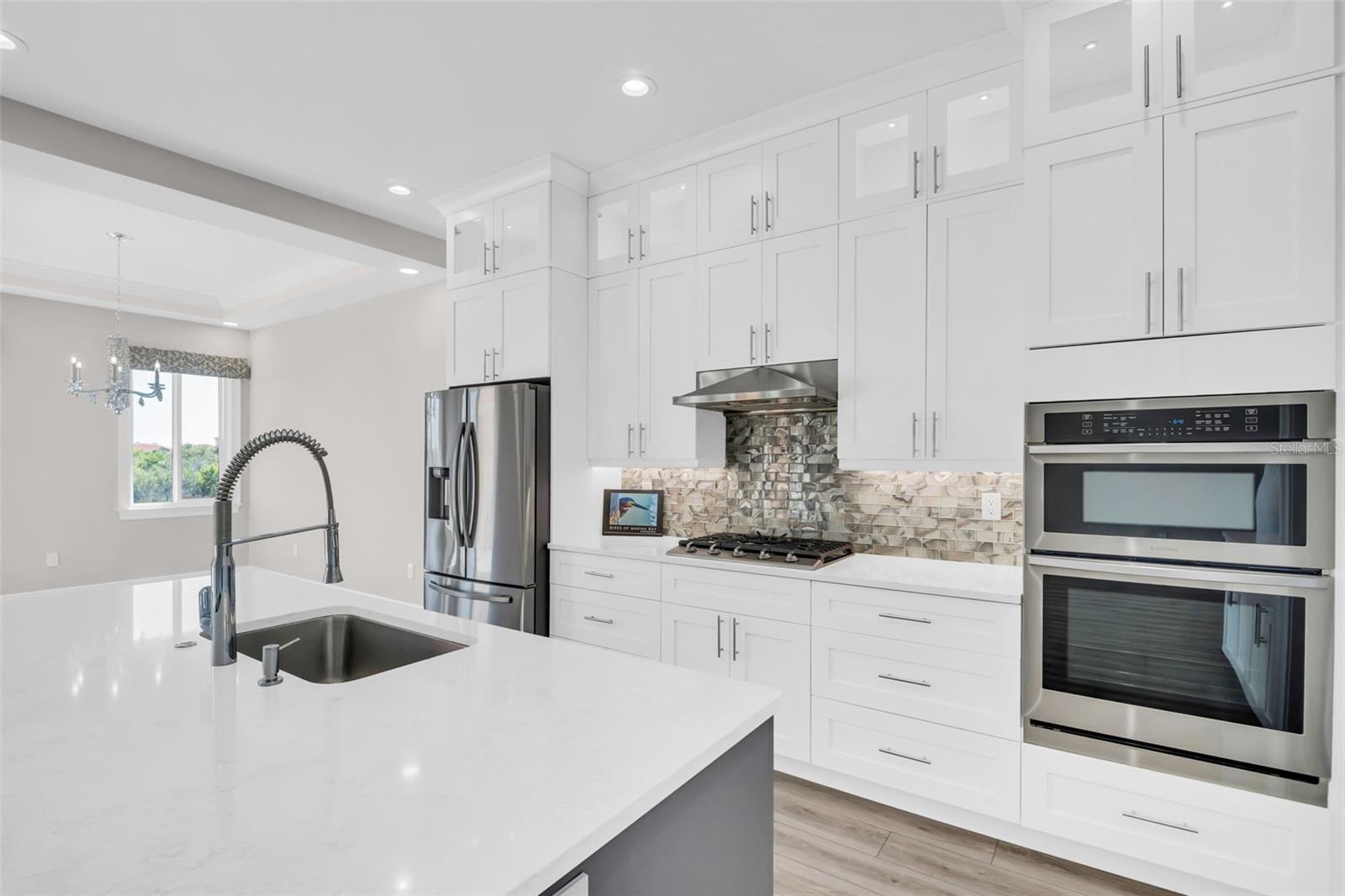 Listing photo id 6 for 11 Franklin Court S C